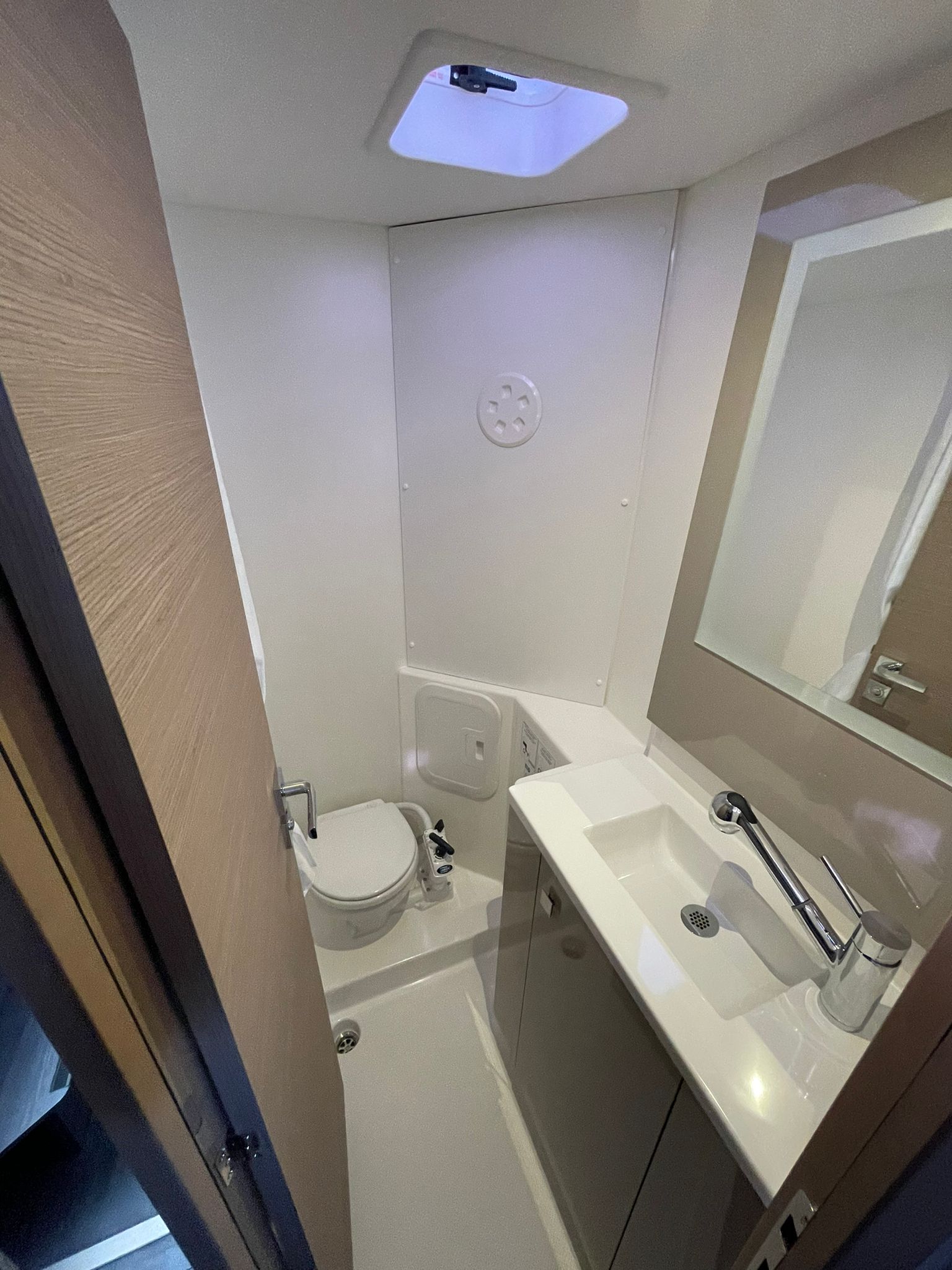 Fountaine Pajot Isla 40 (Wm-Ac in dinette-Gen-Sol.Pan) — photo 19