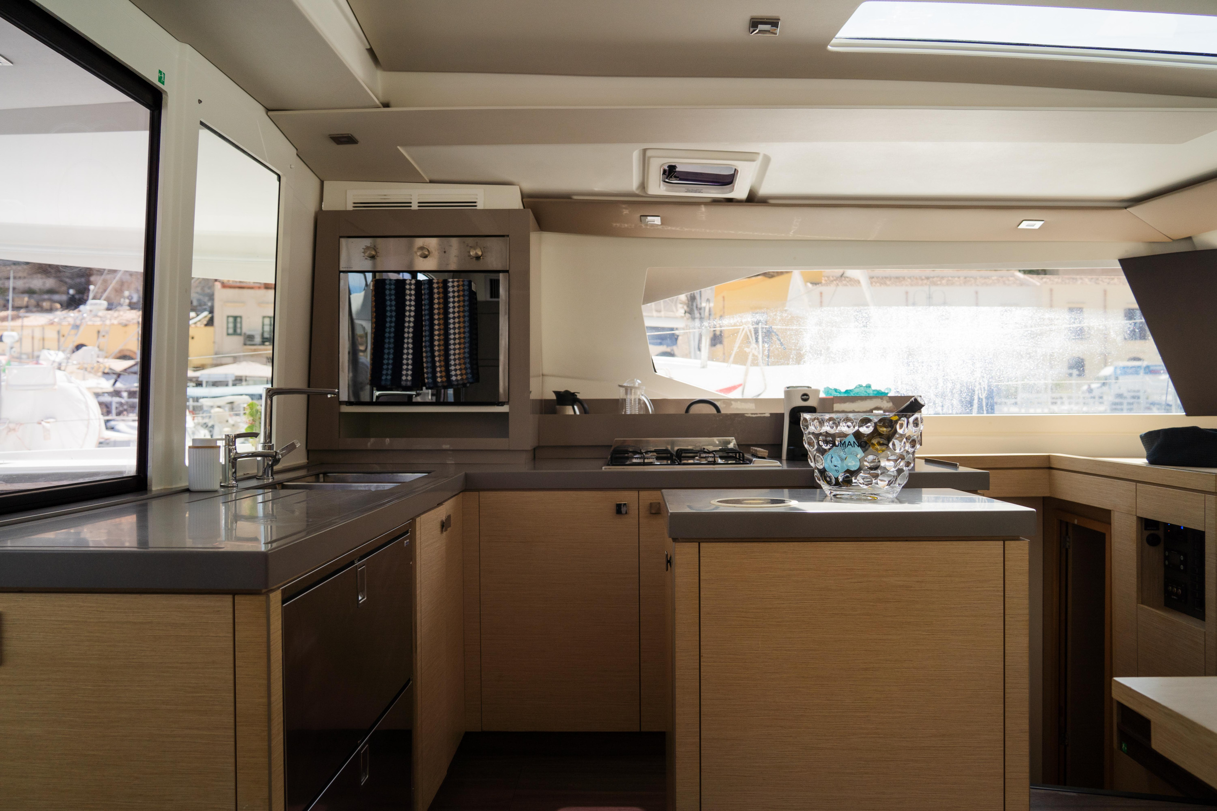 Fountaine Pajot Saona 47 (Wm-AC-Gen-Sol.Pan) — photo 16