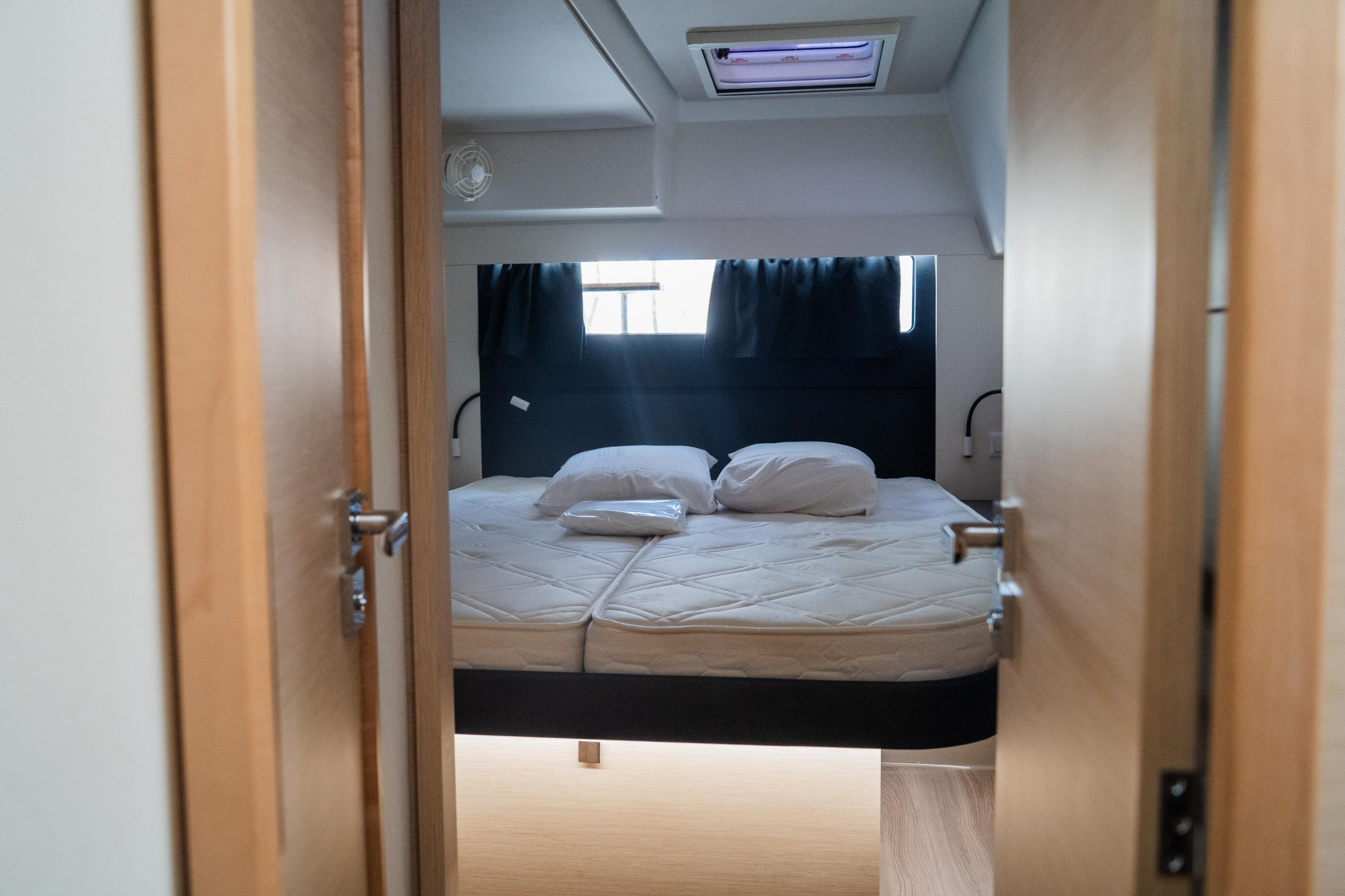 Fountaine Pajot Saona 47 (Wm-AC-Gen-Sol.Pan) — photo 79