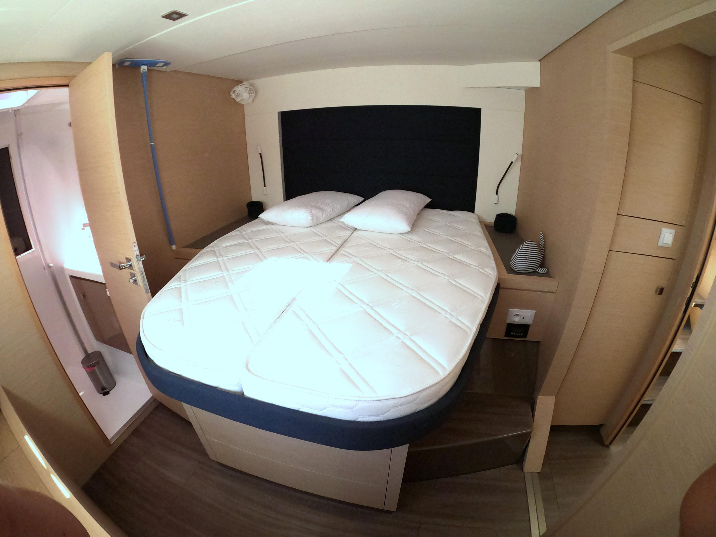 Fountaine Pajot Saona 47 (Wm-AC-Gen-Sol.Pan) — photo 24