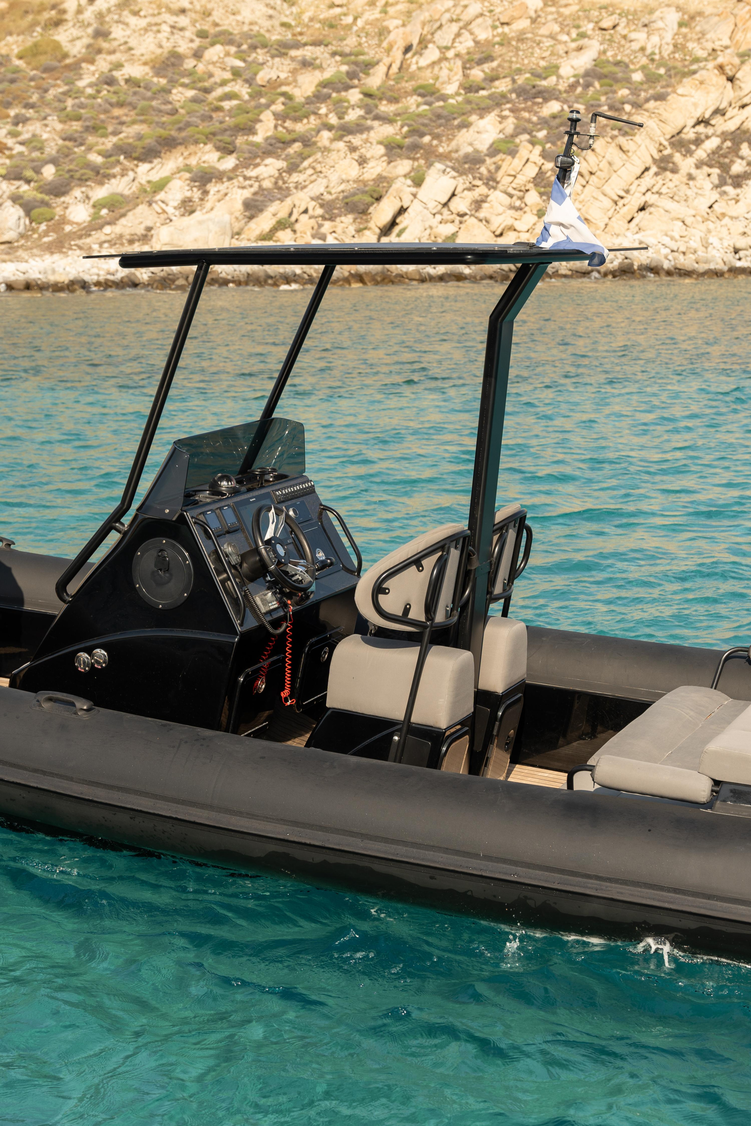 Photo #11 - Scorpion G2 (28 Yaloou Wolf) in Mykonos - 17086