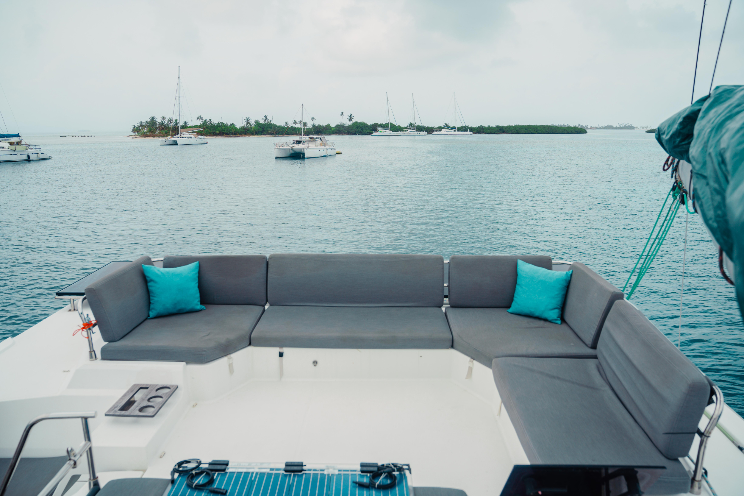 Photo #14 - Elba 45 (Batamaran) in San Blas - 63670