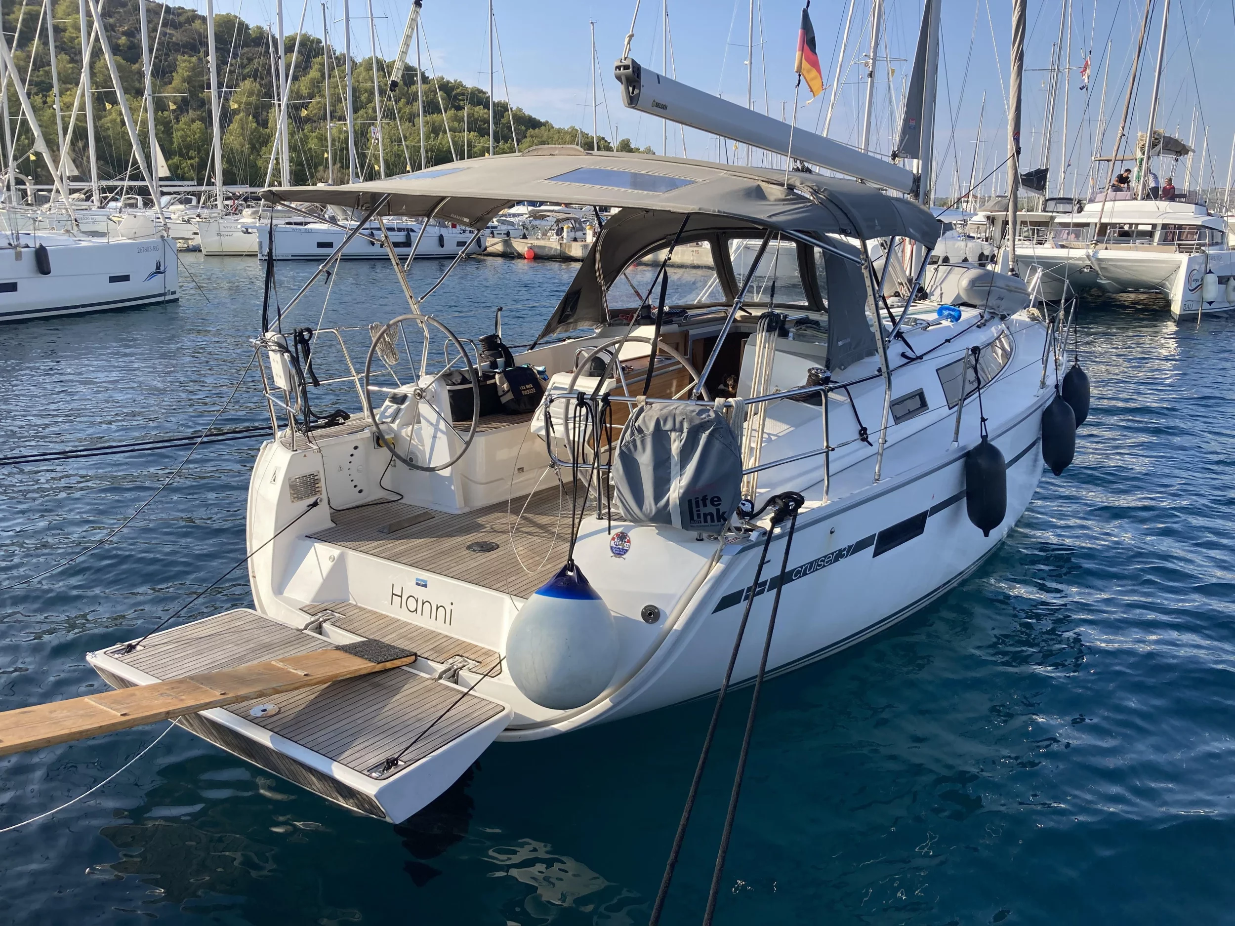 Bavaria 37 Cruiser (Hanni)  - 1