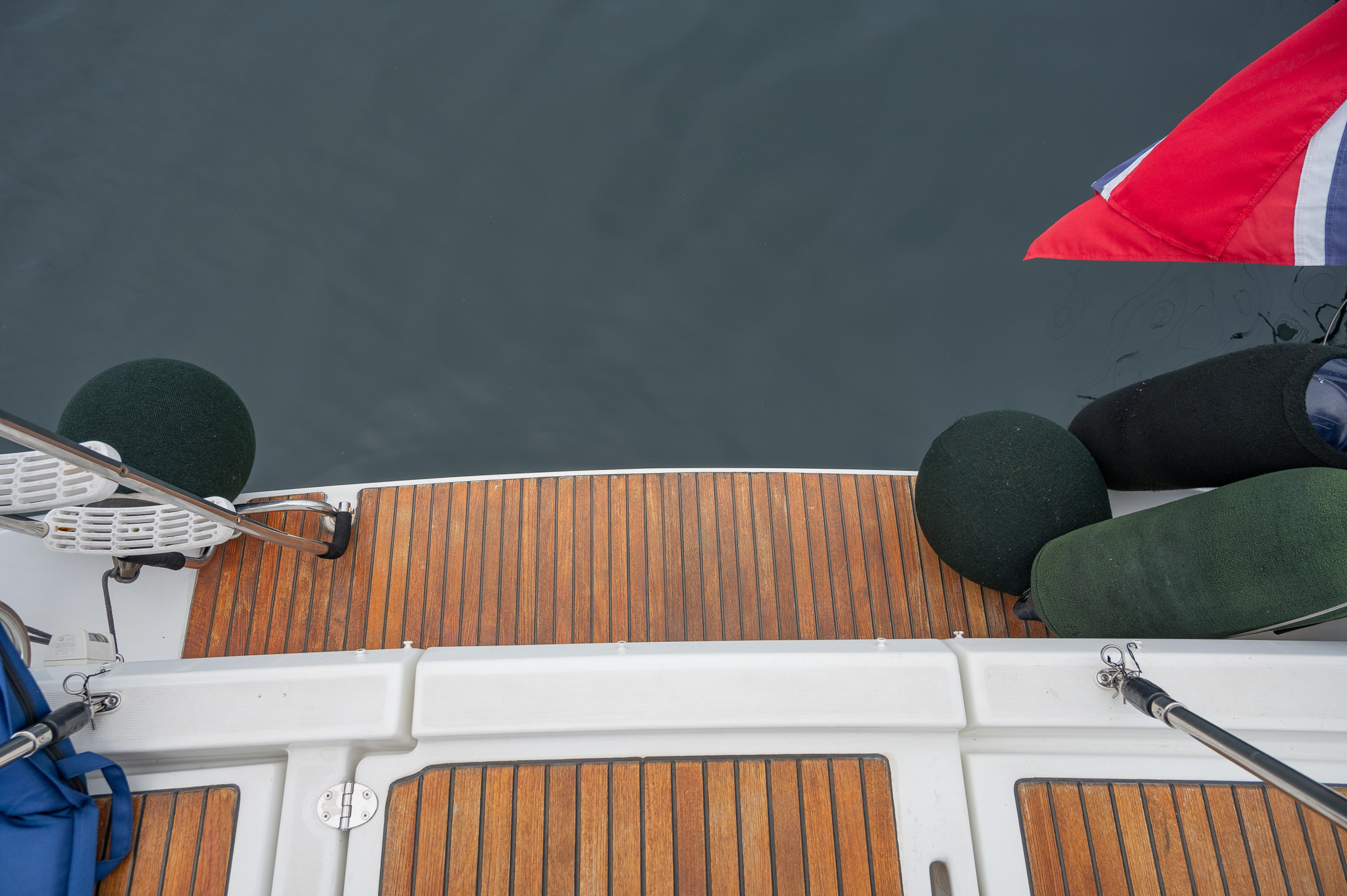 Photo #6 - Beneteau Oceanis 37 (Serenade) in Bergen - 61777