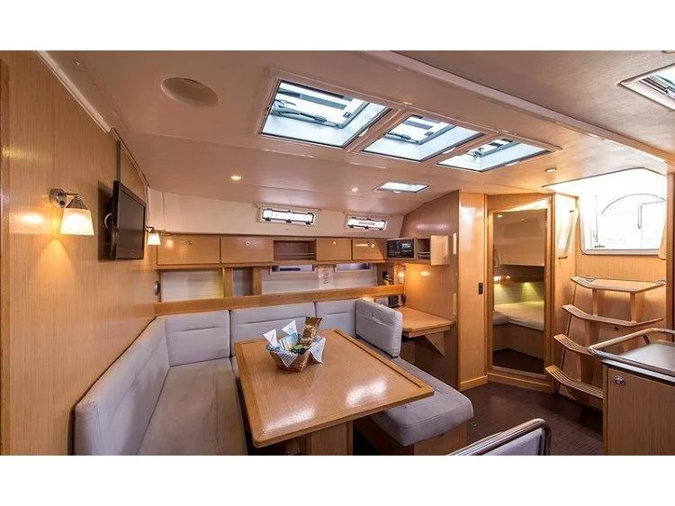 Bavaria 45 Cruiser (ARETOUSA) Interior image - 2