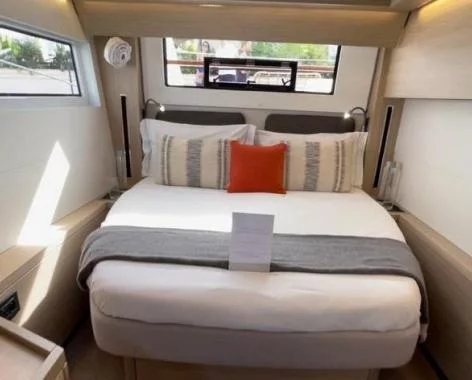 Lagoon 51 (Lady G)  - 25