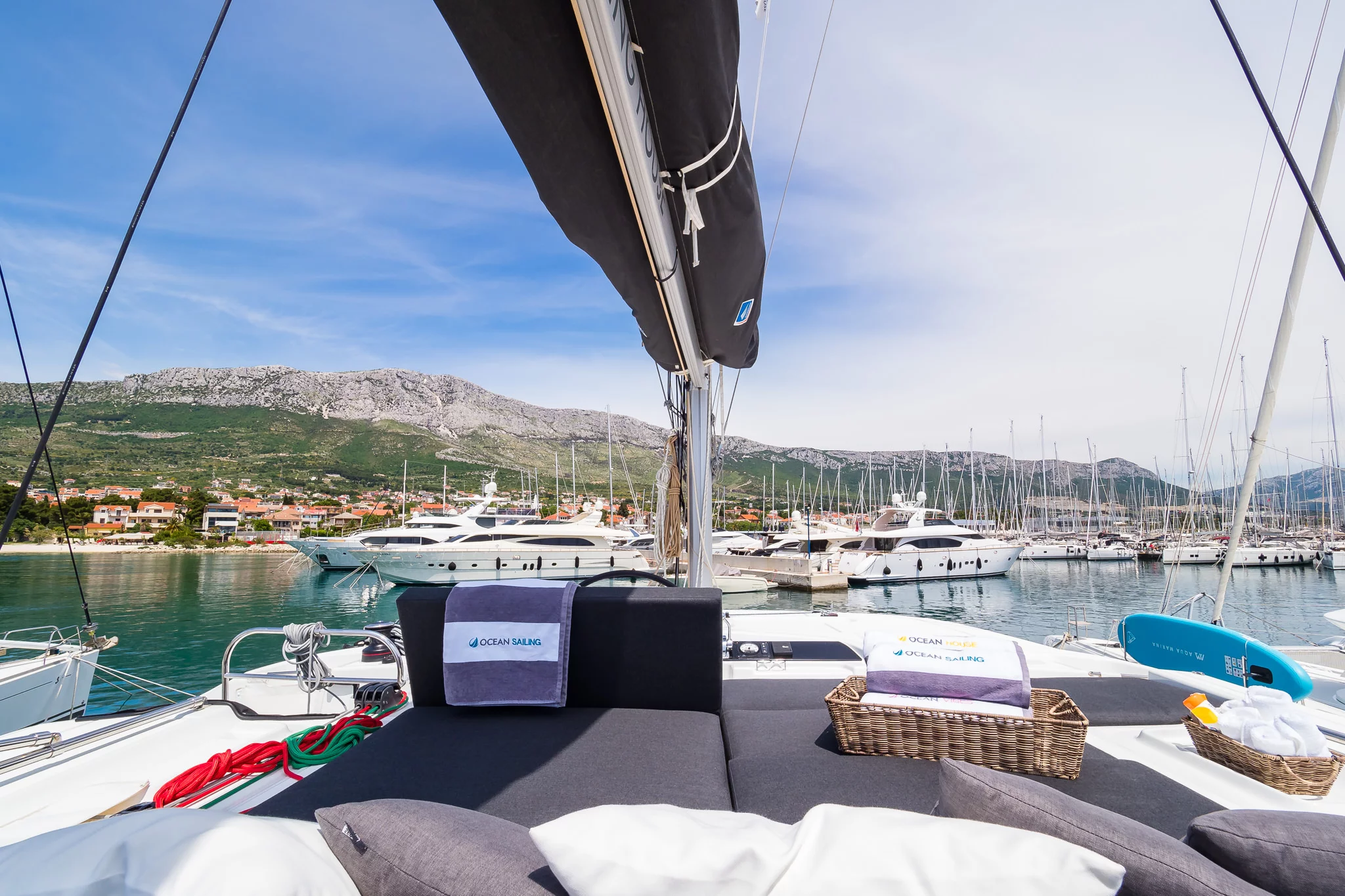 Lagoon 46 (MADAME EL GRANDE (WITH AC & ))  - 10