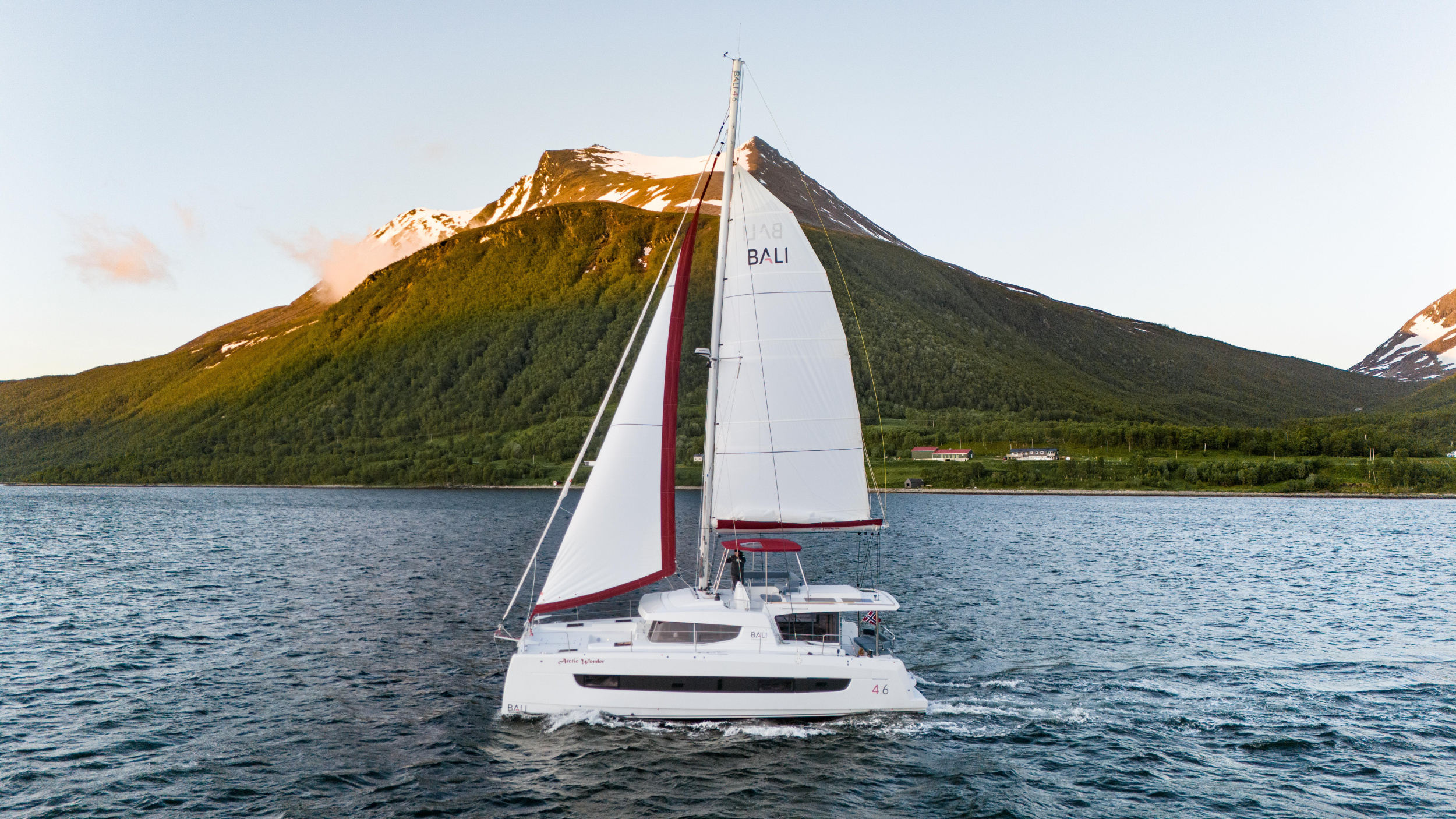 Photo #6 - Bali 4.6 (Arctic Wonder) in Tromso - 23236