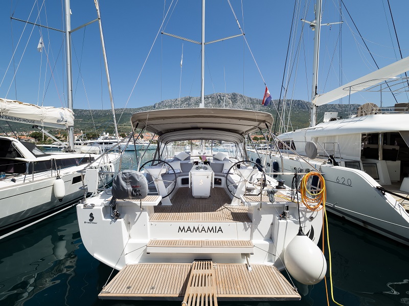Photo #1 - Oceanis 51.1 (MAMAMIA (WITH AC& OWNER VERSION)) en Kastela - 9014