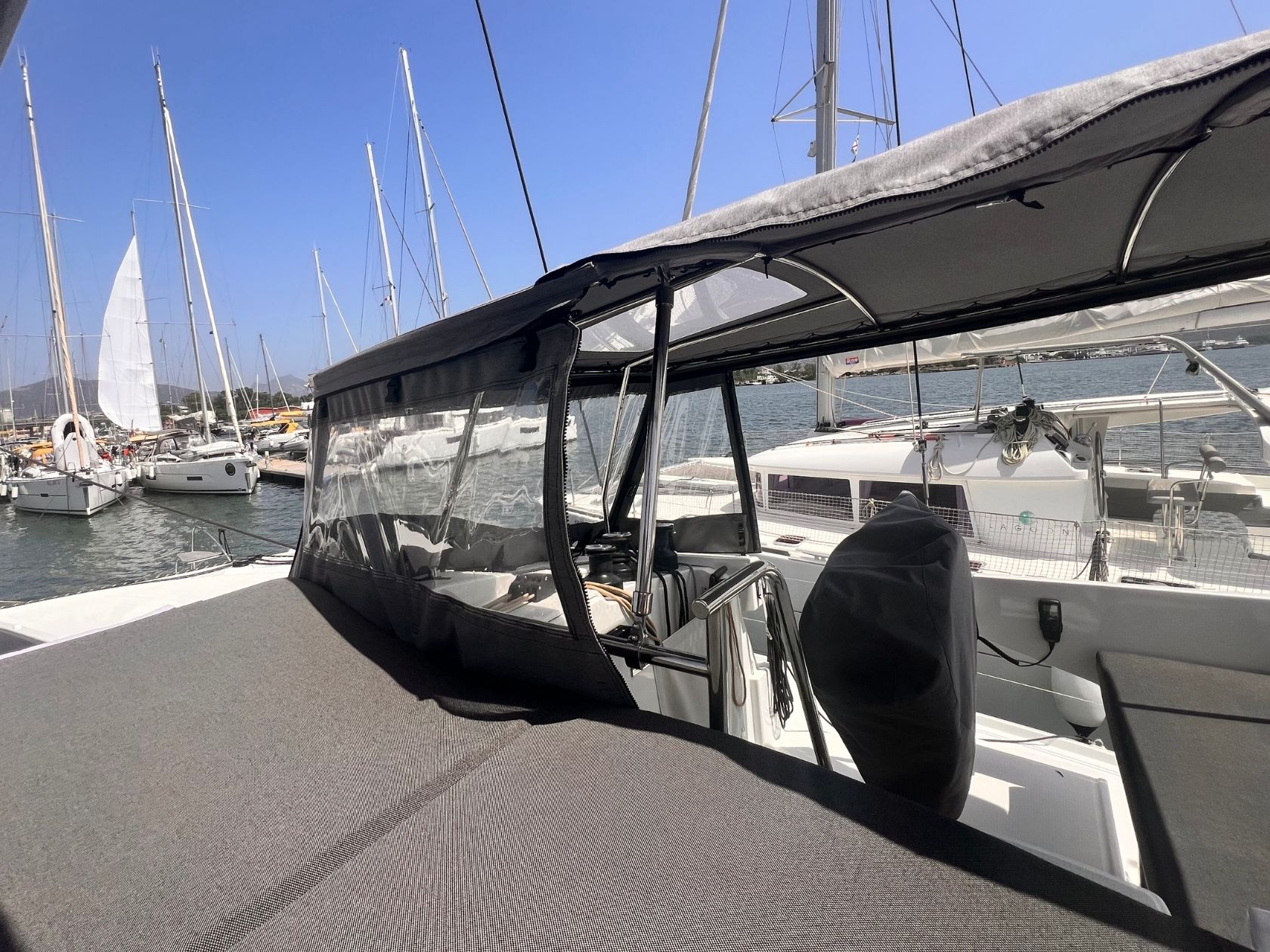 Fountaine Pajot Astrea 42 — photo 4