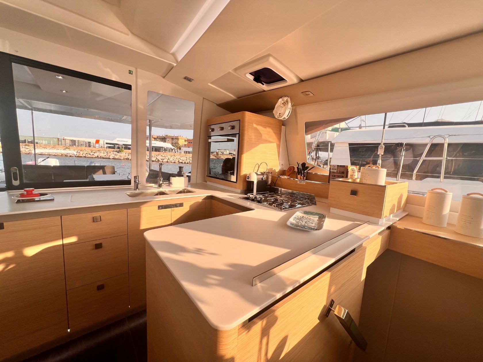 Fountaine Pajot Astrea 42 — photo 13