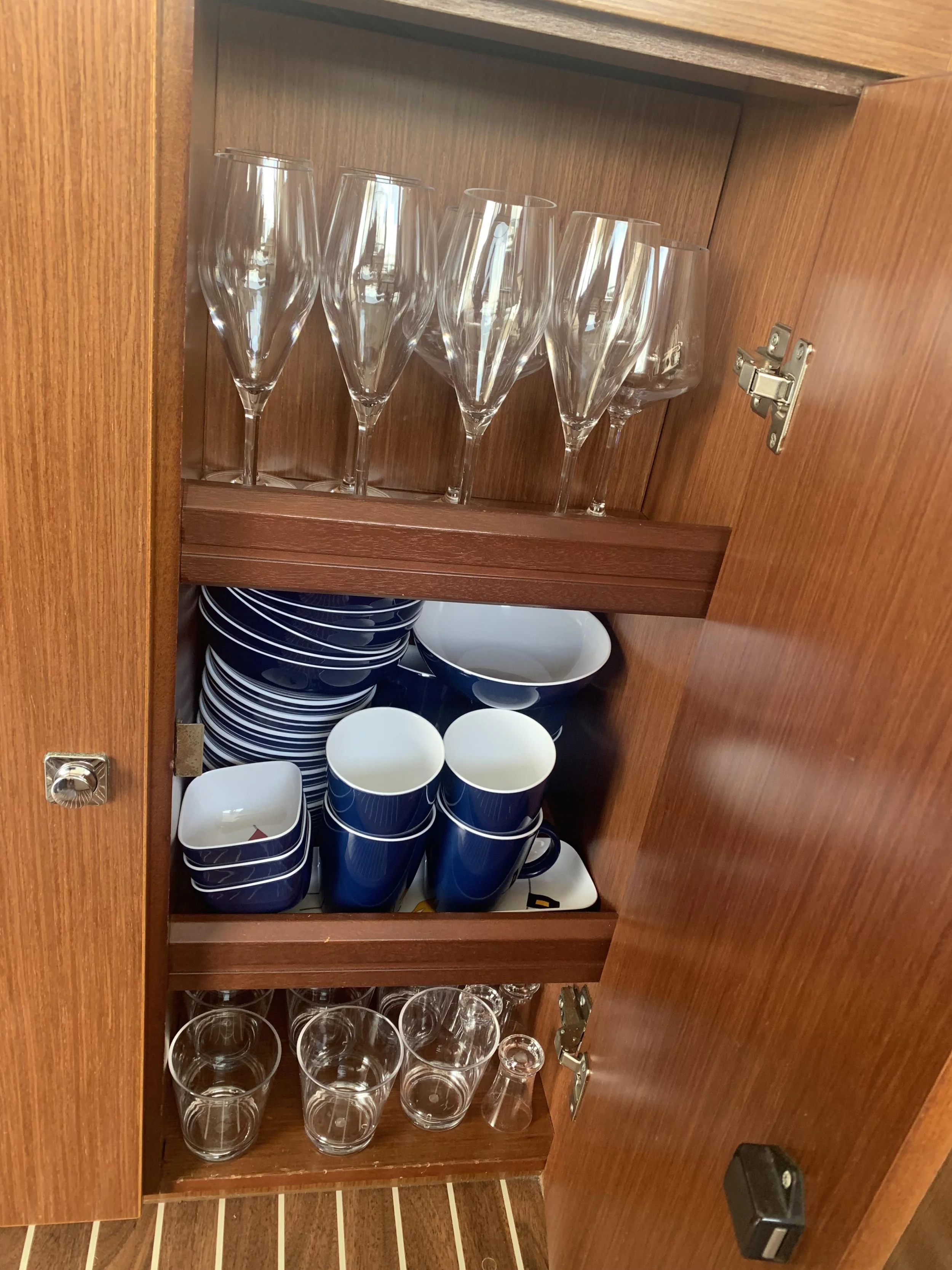 Bavaria Virtess 420 Fly (Sunrise) glasses & cups - 32