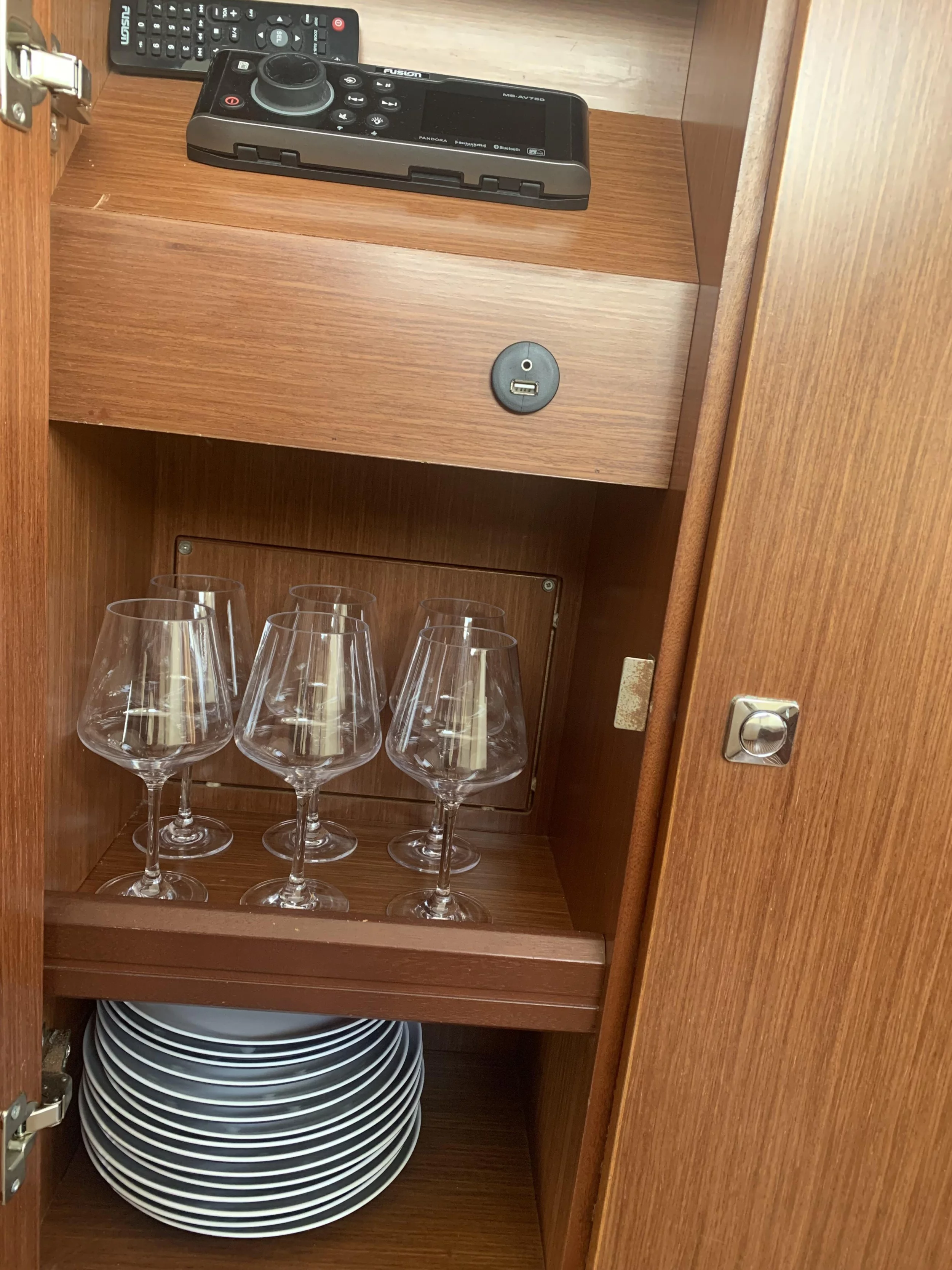 Bavaria Virtess 420 Fly (Sunrise) glasses - 23