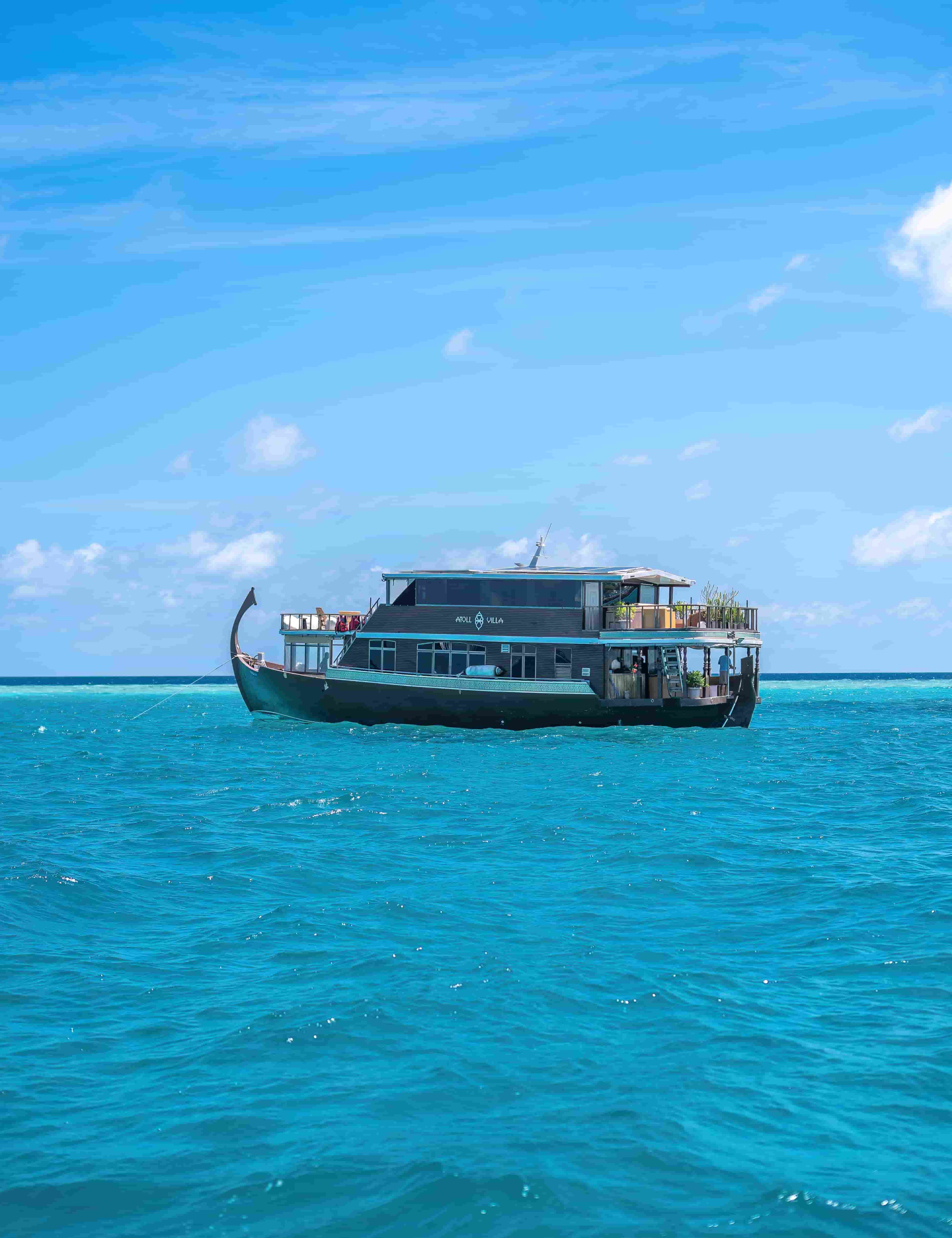 Custom build motoryacht — photo 39