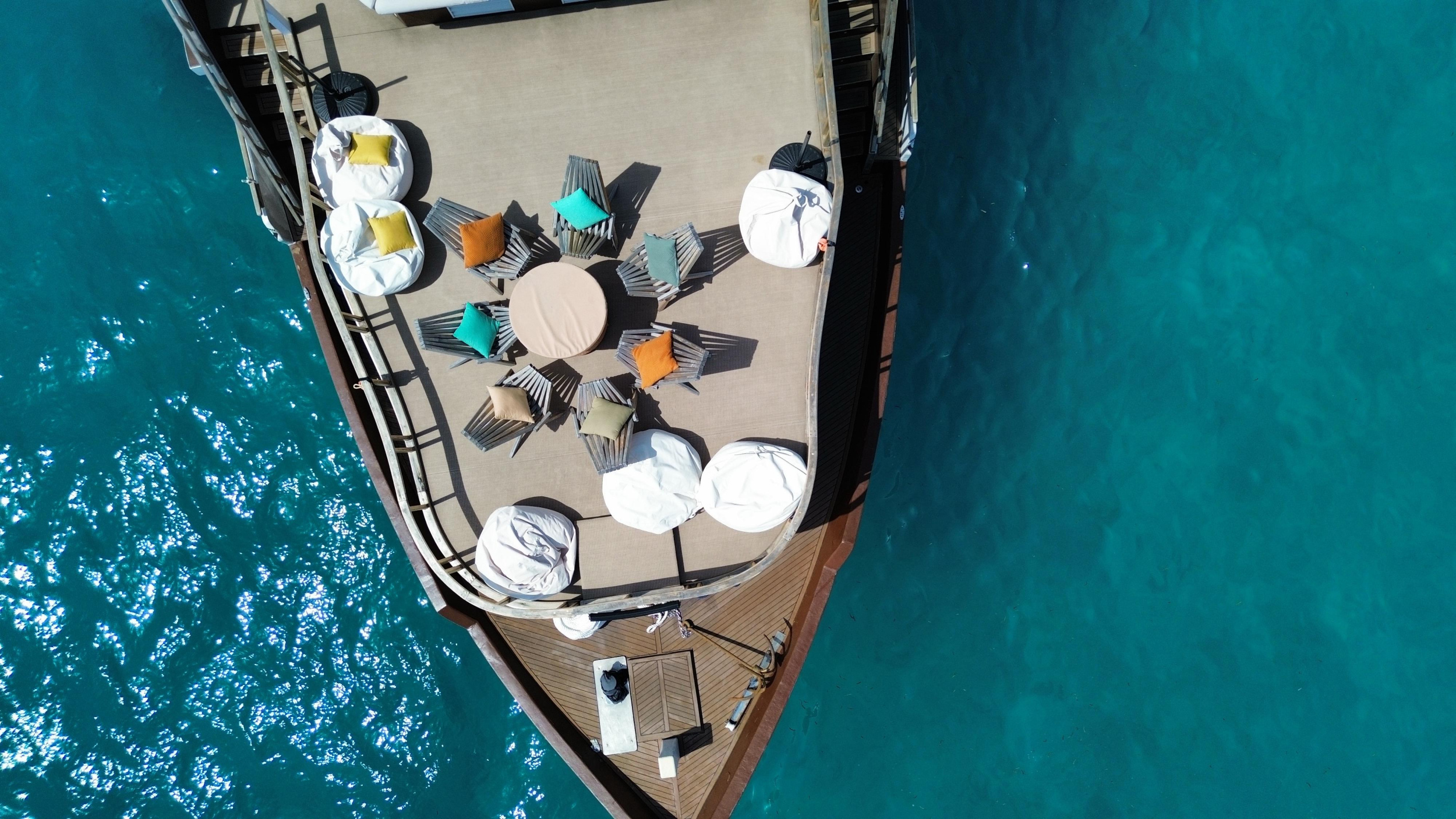 Photo #12 - Custom build motoryacht (Atoll Villa) in Male - 22866