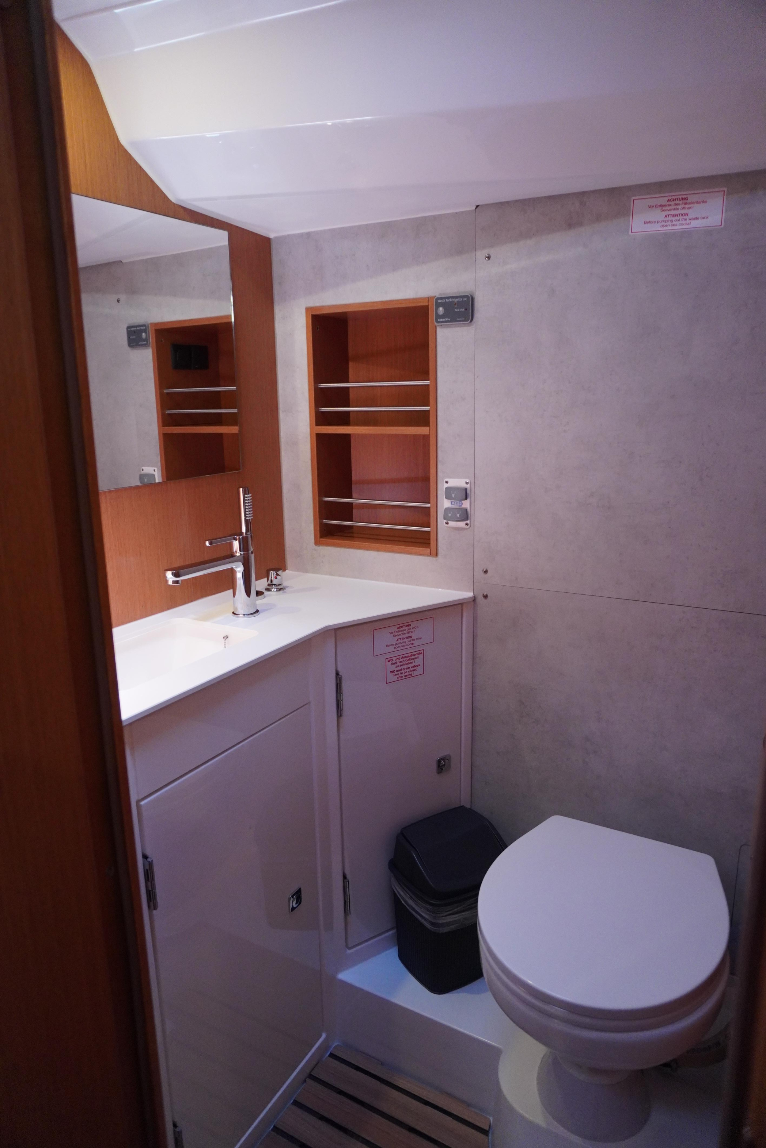 Photo #25 - Bavaria C42 (Alara-3) in Fethiye - 63687