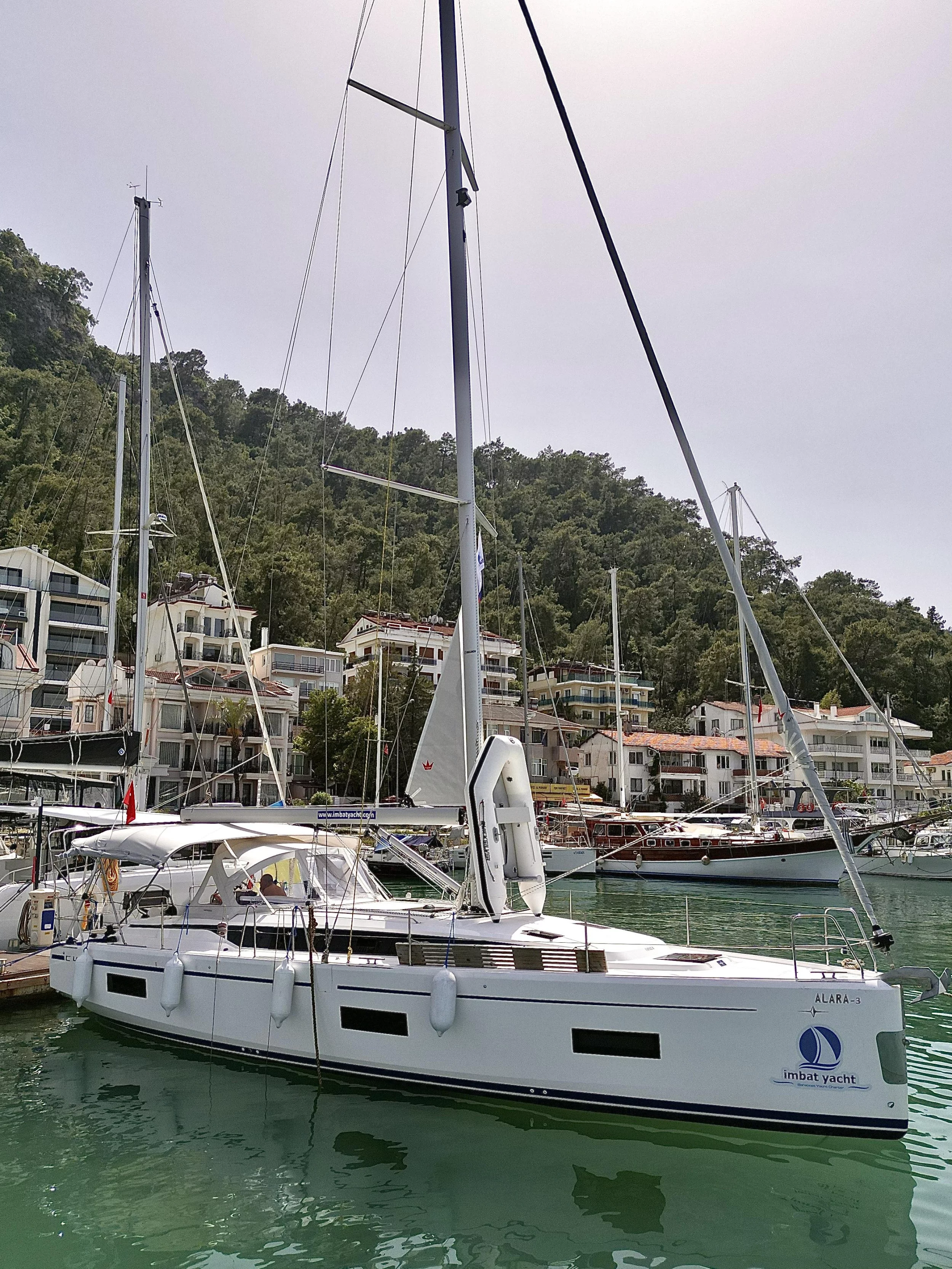 Bavaria C42 (Alara-3)  - 3