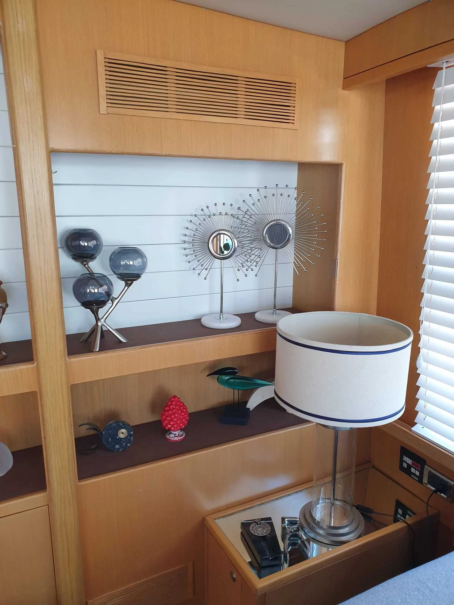 Trawler 77 (Troy Explorer)  - 8