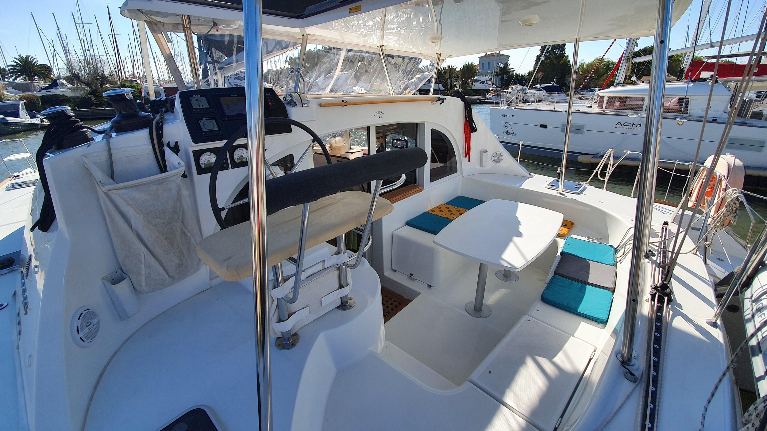 Photo #4 - Lagoon 380 (Tarawa 3) en Hyères - 10055