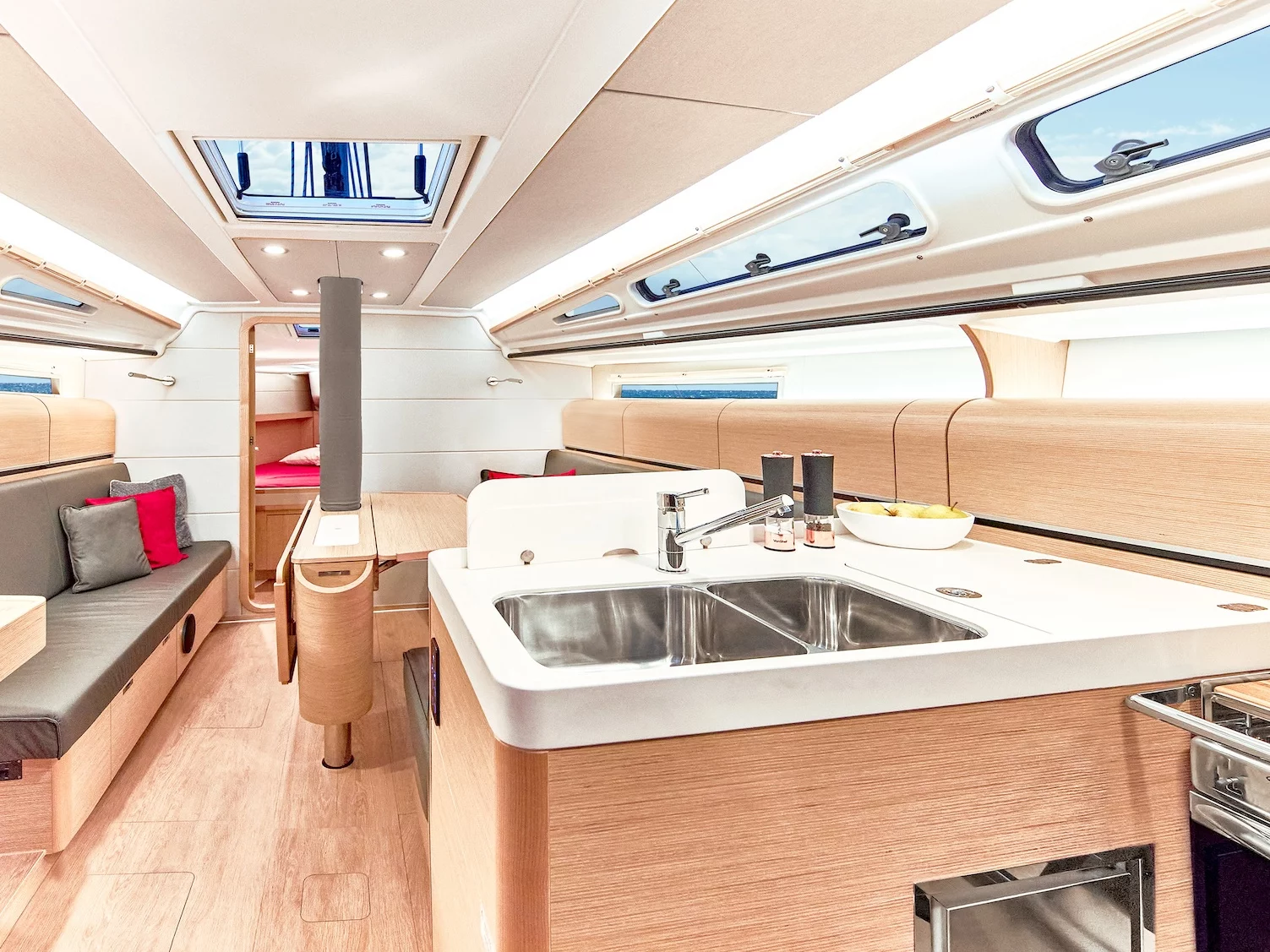 Dehler 38 (Forest Gump) Interior image - 2