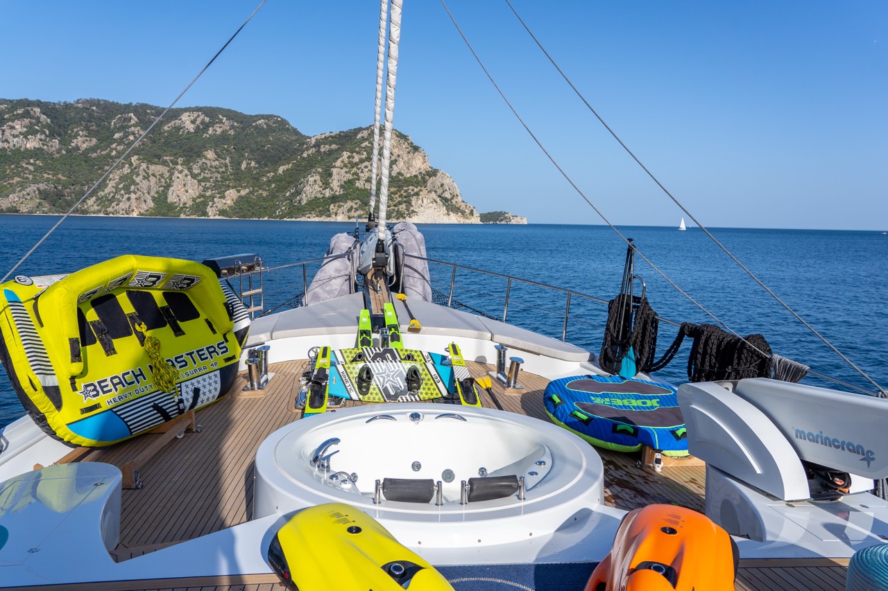 Photo #15 - MOTORSAILOR GOOD LIFE (Good Life) in Athens - 63348