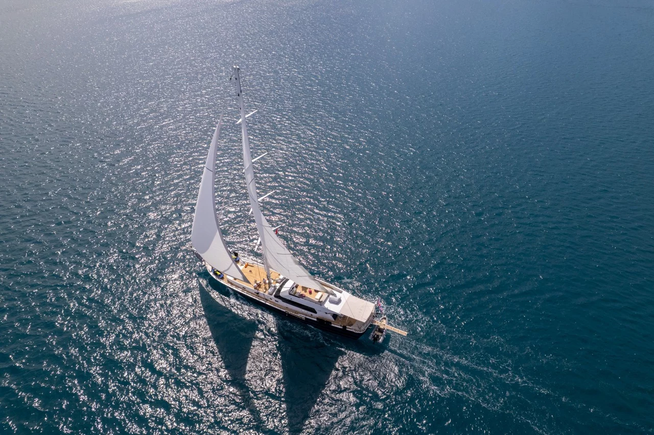 MOTORSAILOR GOOD LIFE (Good Life)  - 25