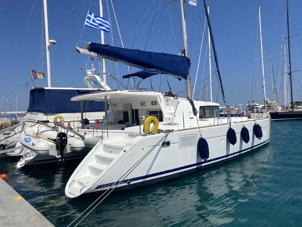 Photo #12 - Lagoon 440 (Strawberry) in Preveza - 63944