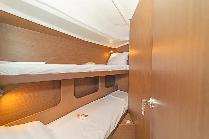 Oceanis 40.1 — photo 10