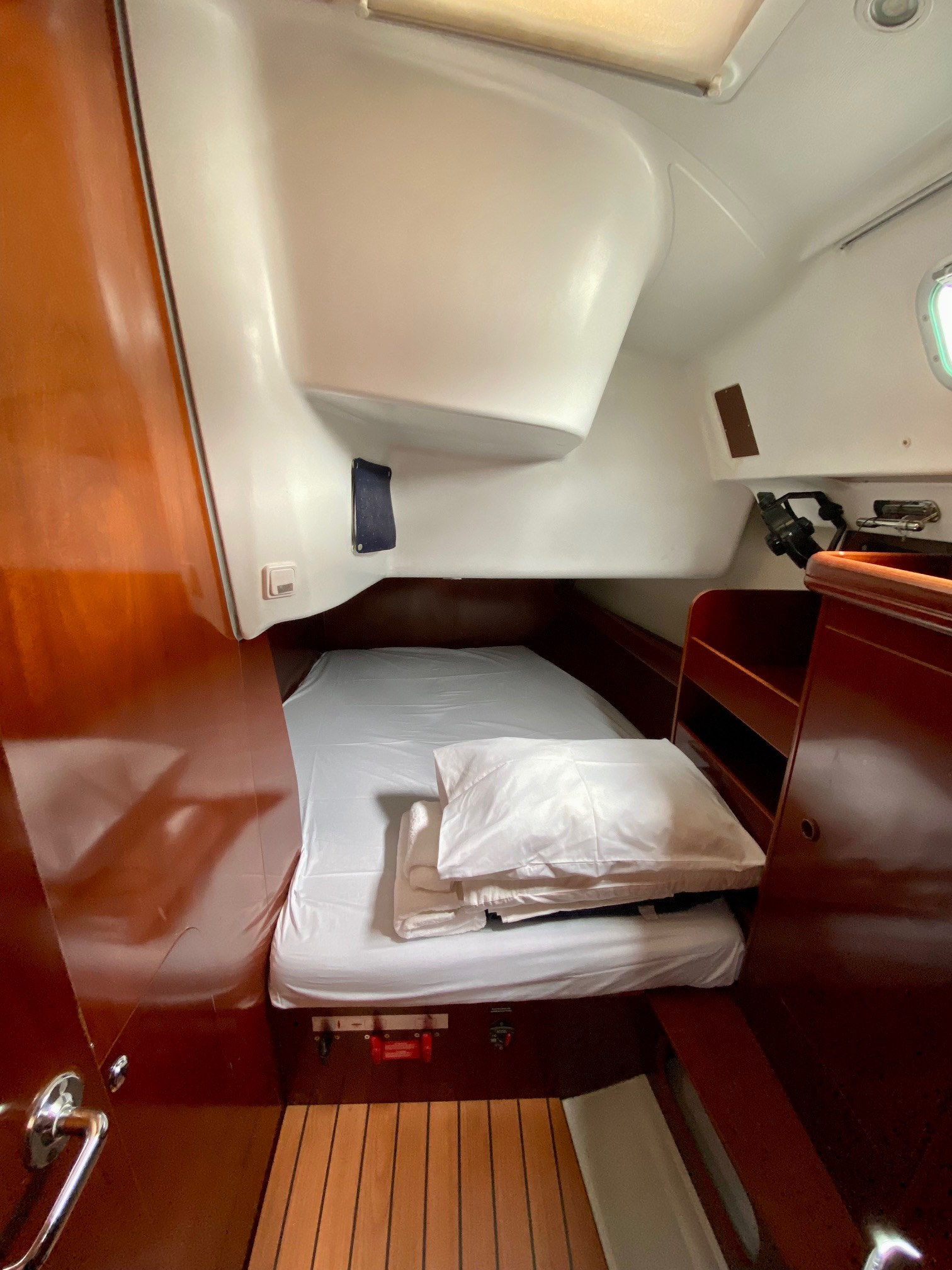 Oceanis 423 — photo 8