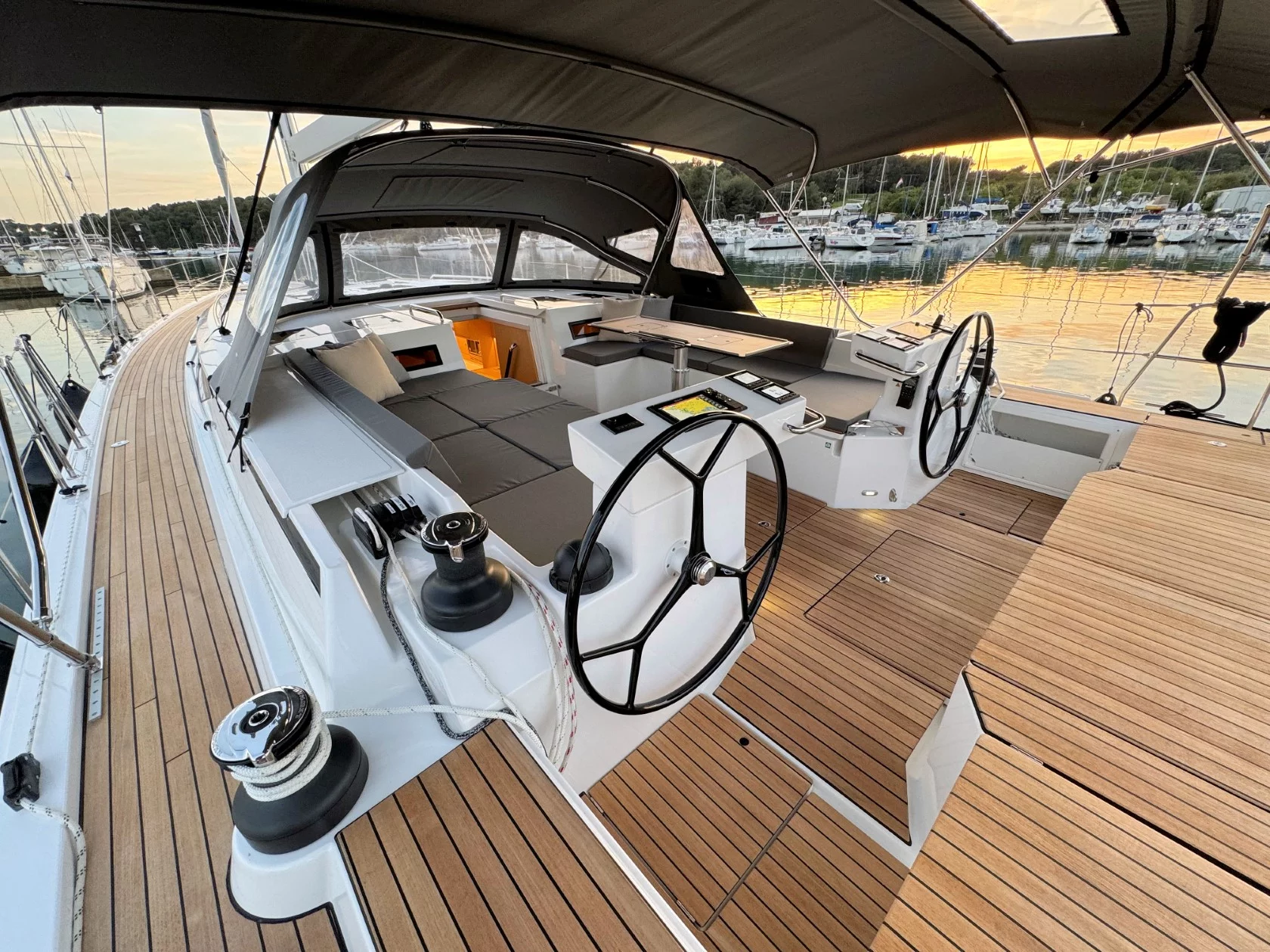 Bavaria C57 Style (Mina)  - 23