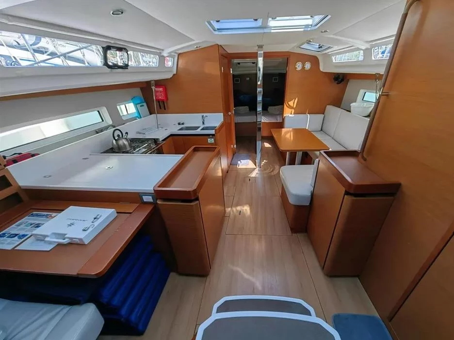 Sun Odyssey 440 (4 cab) (MG-SOD440-19-GN) Interior image - 15
