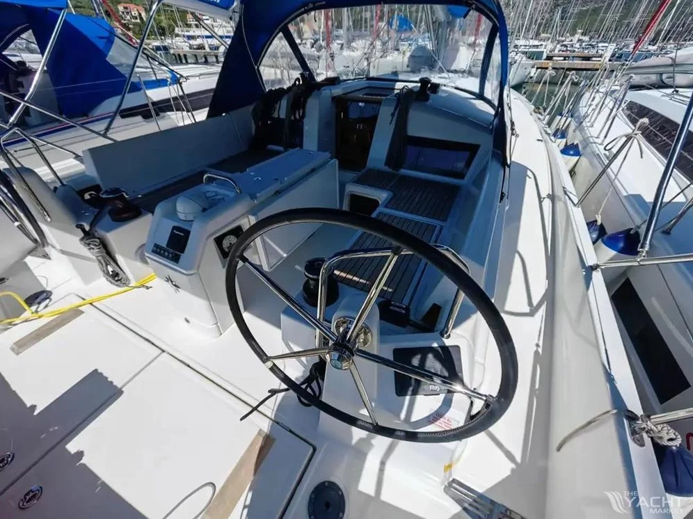 Sun Odyssey 440 (4 cab) (MG-SOD440-19-GN)  - 11