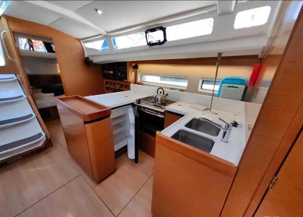 Sun Odyssey 440 (4 cab) (MG-SOD440-19-GN)  - 13