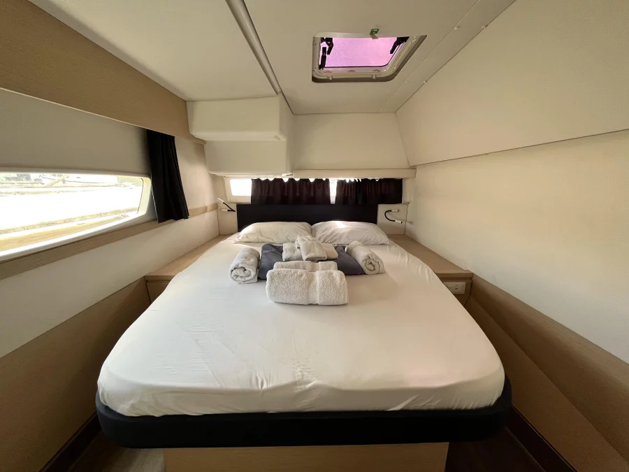 FP Helia 44 Evo (Full Moon II)  - 29
