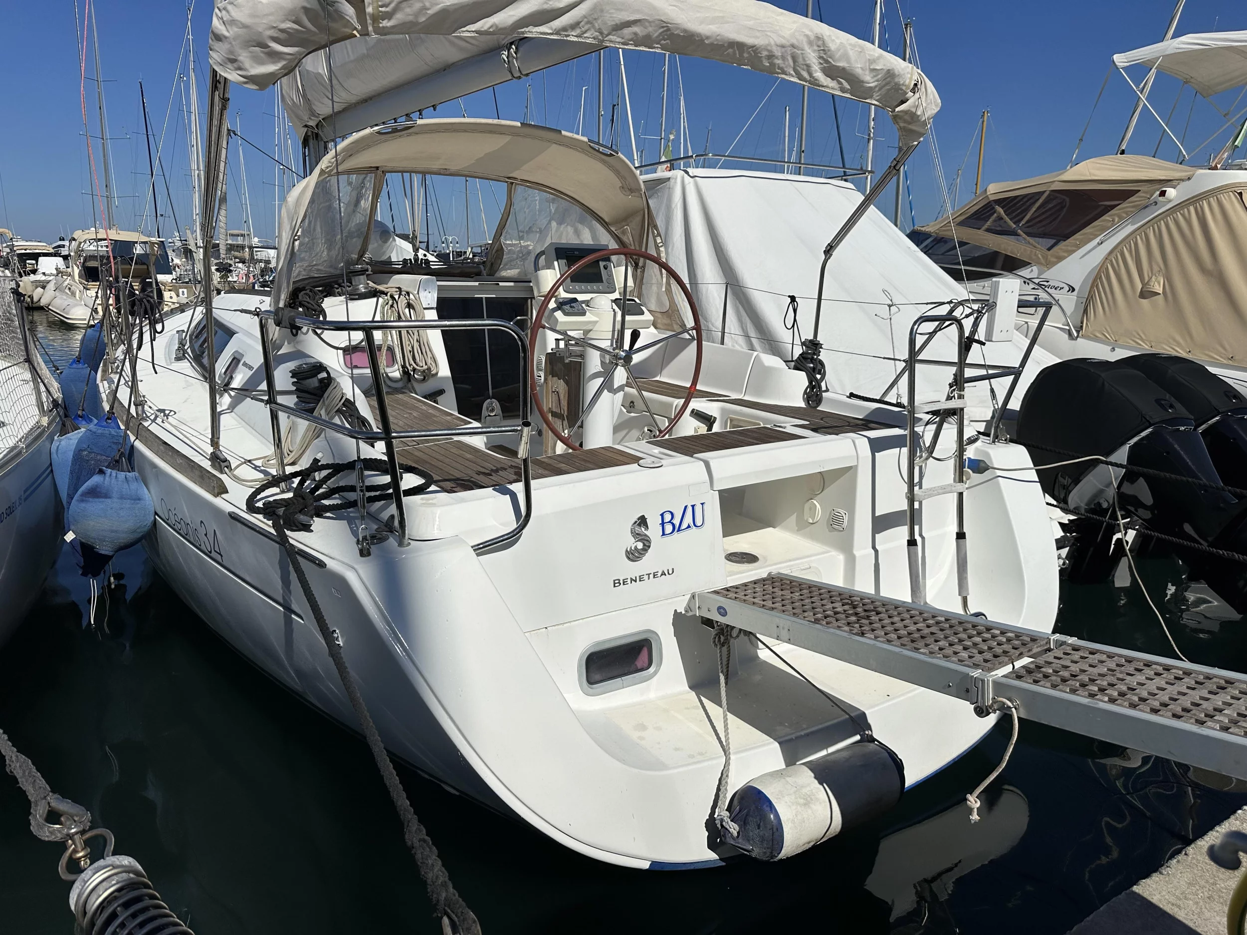 Oceanis 34 (BLU)  - 20