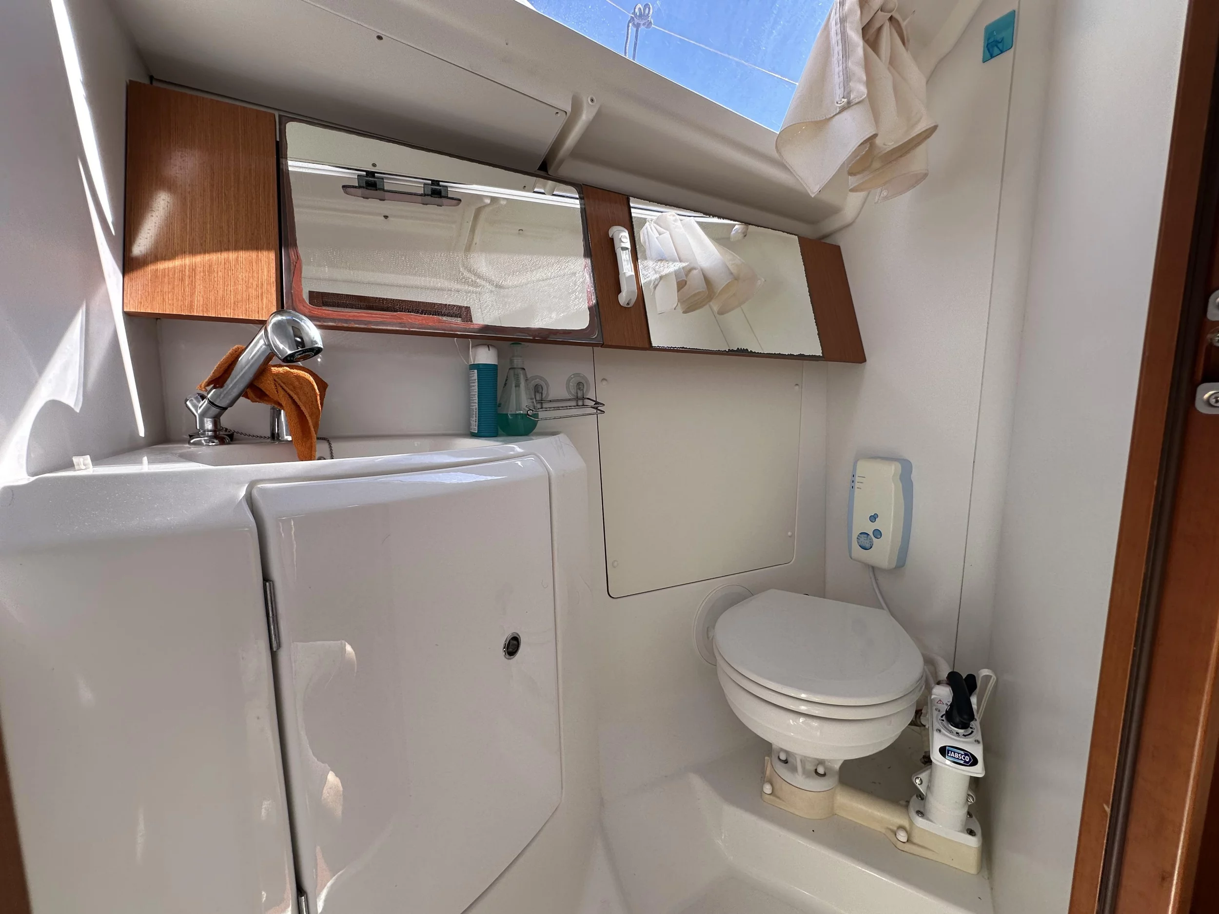 Oceanis 34 (BLU)  - 1