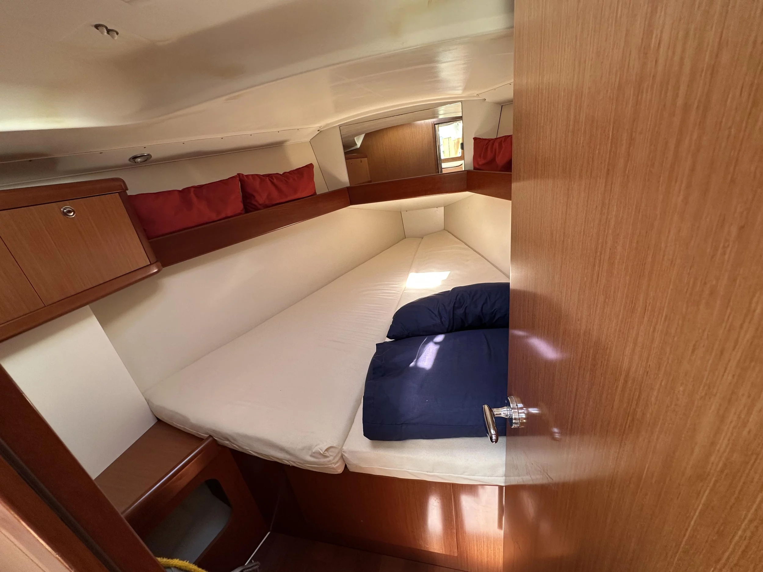 Oceanis 34 (BLU)  - 14