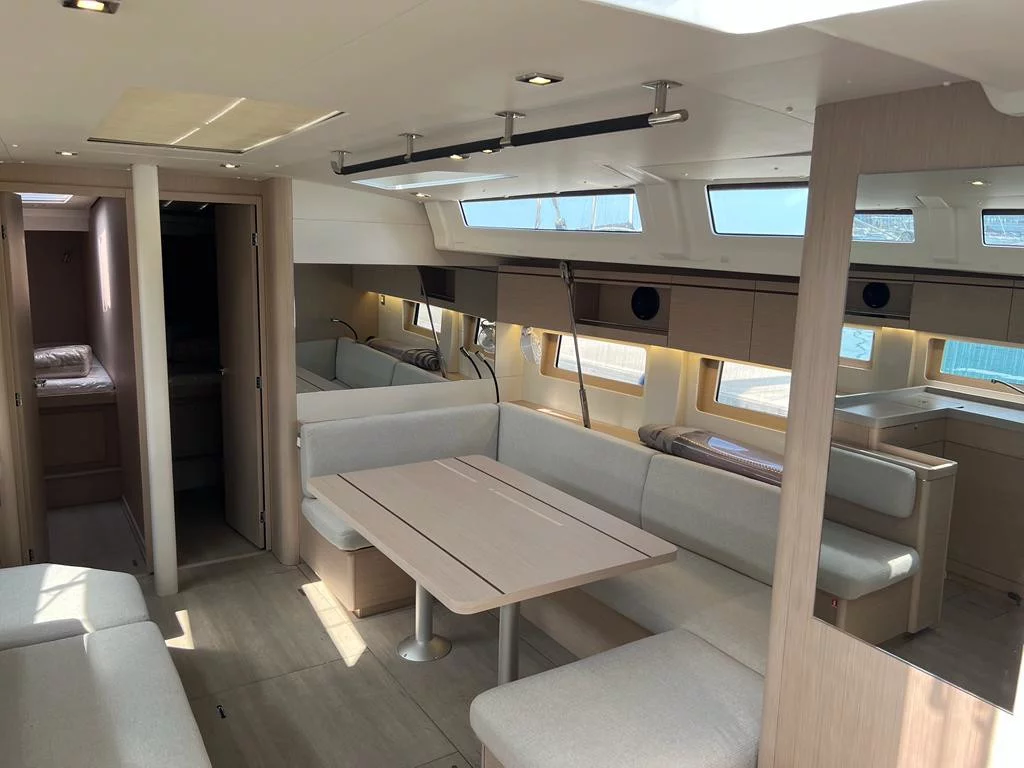 Oceanis 51.1 (LIBERY) Interior image - 22