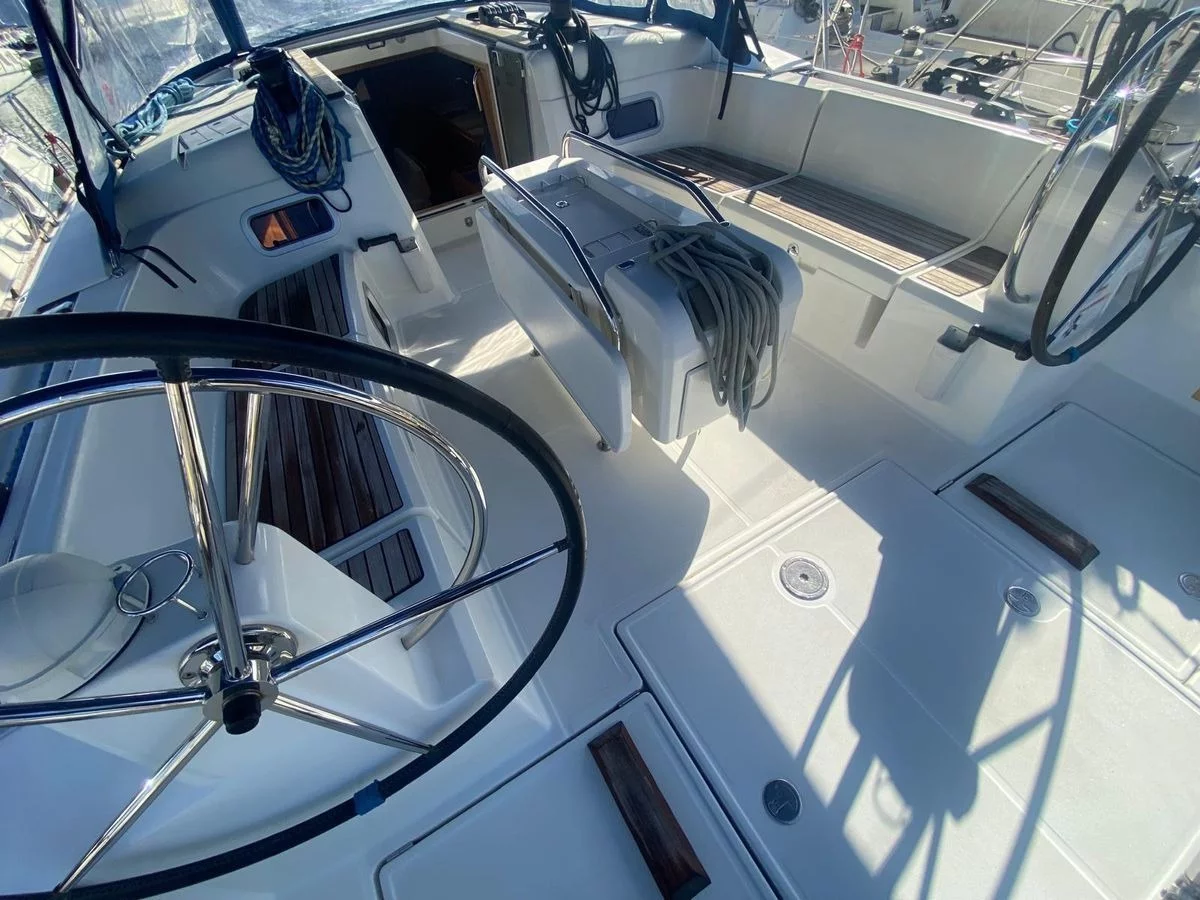 Sun Odyssey 519 (Skopelos)  - 9