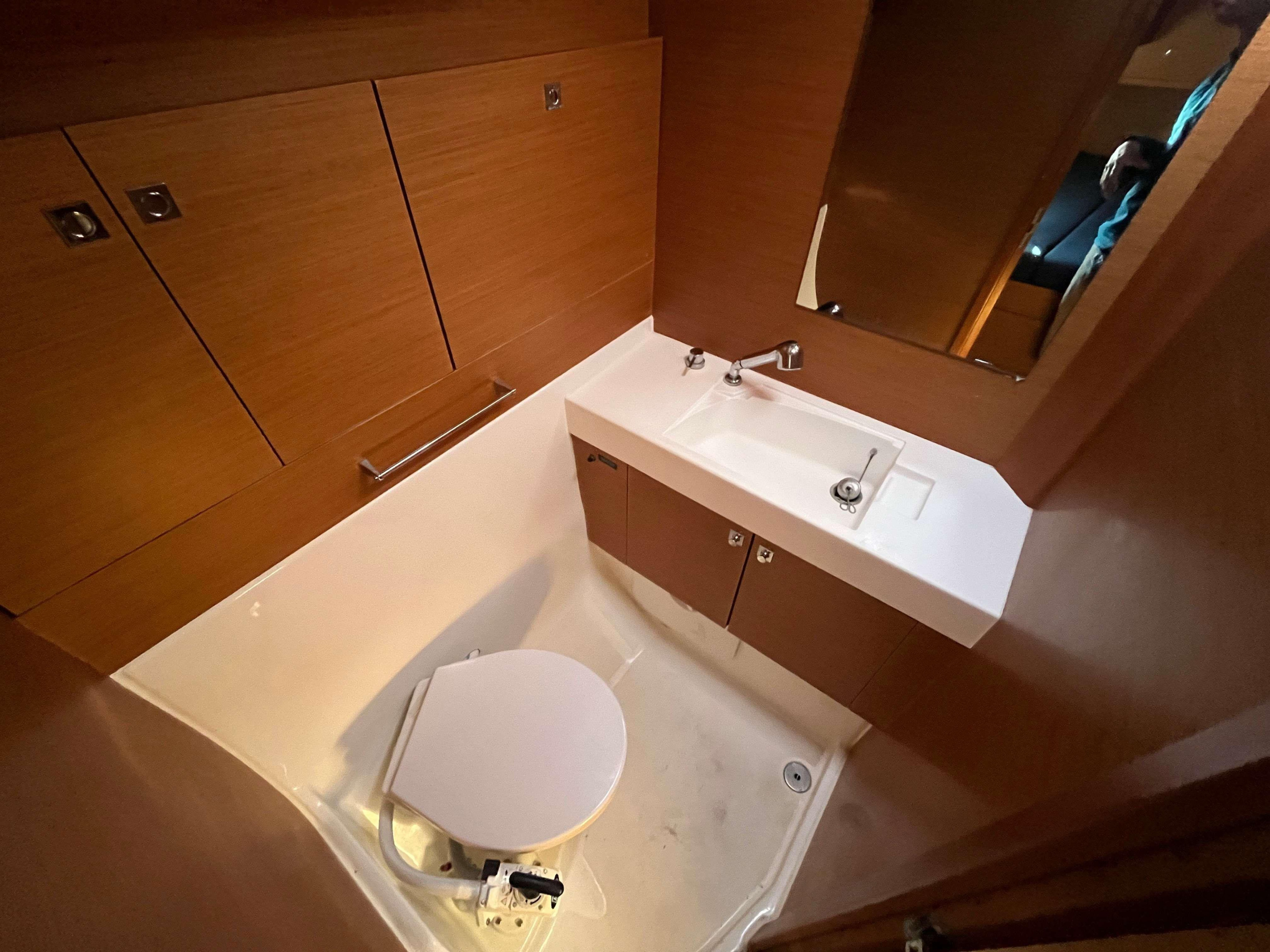 Photo #3 - Sun Odyssey 519 (Skopelos) en Lavrion - 64026