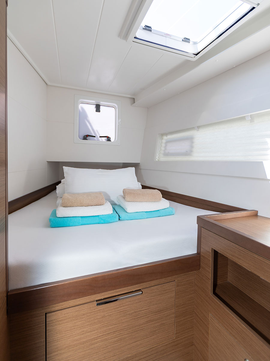 Lagoon 40 — photo 20
