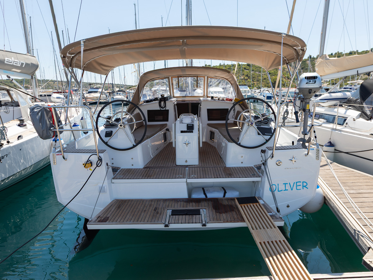 Sun Odyssey 410 — photo 11