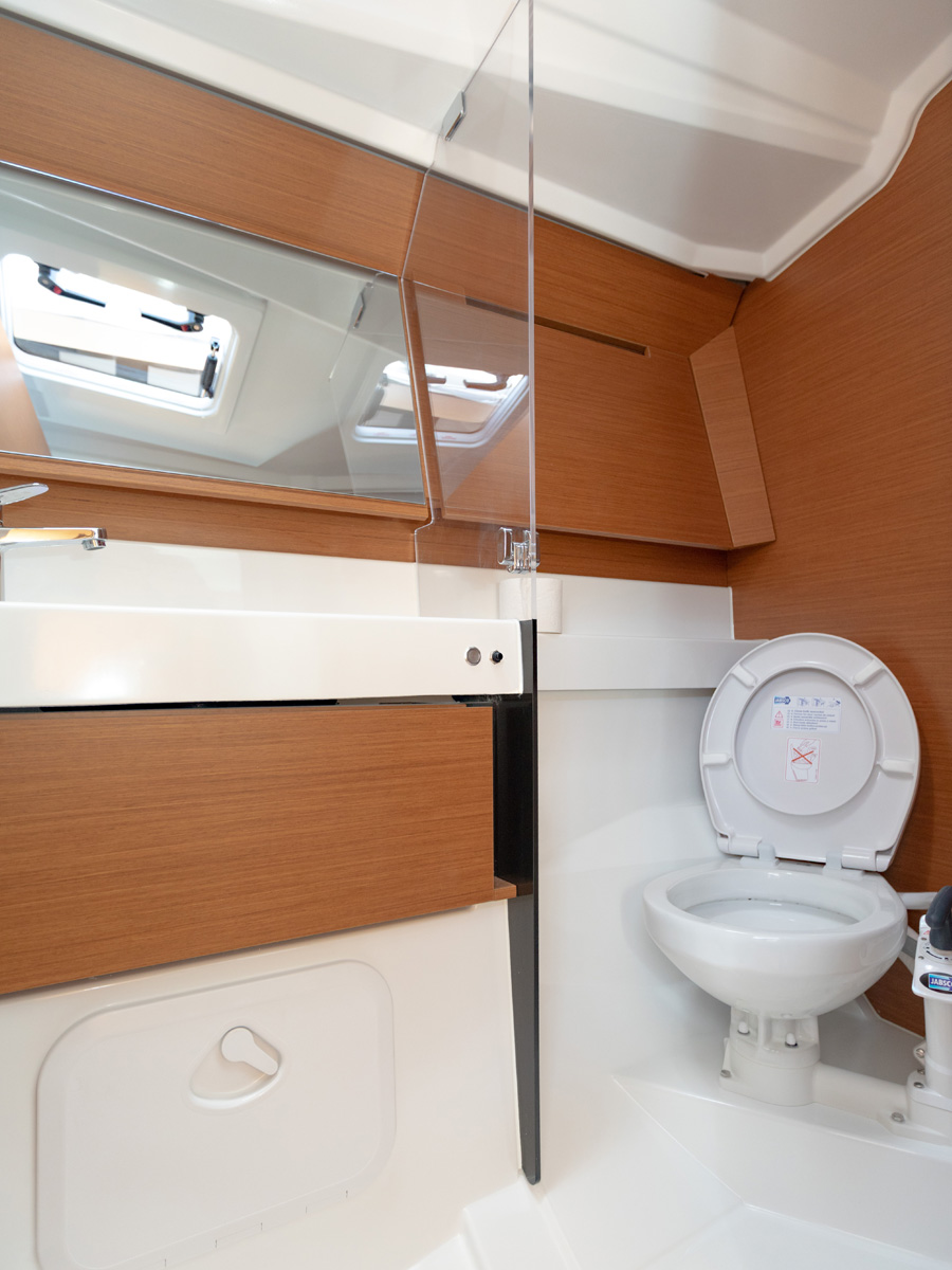 Sun Odyssey 410 — photo 7