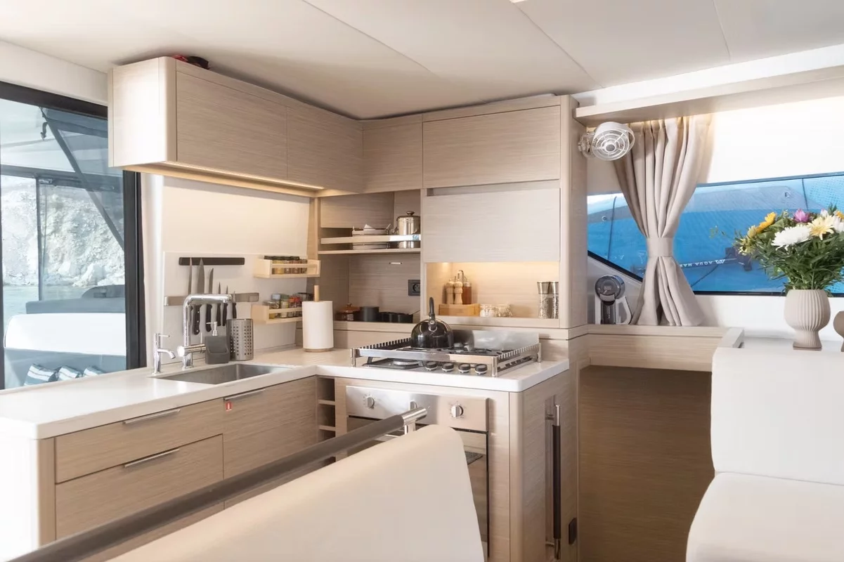 Lagoon 51 (Navya)  - 22