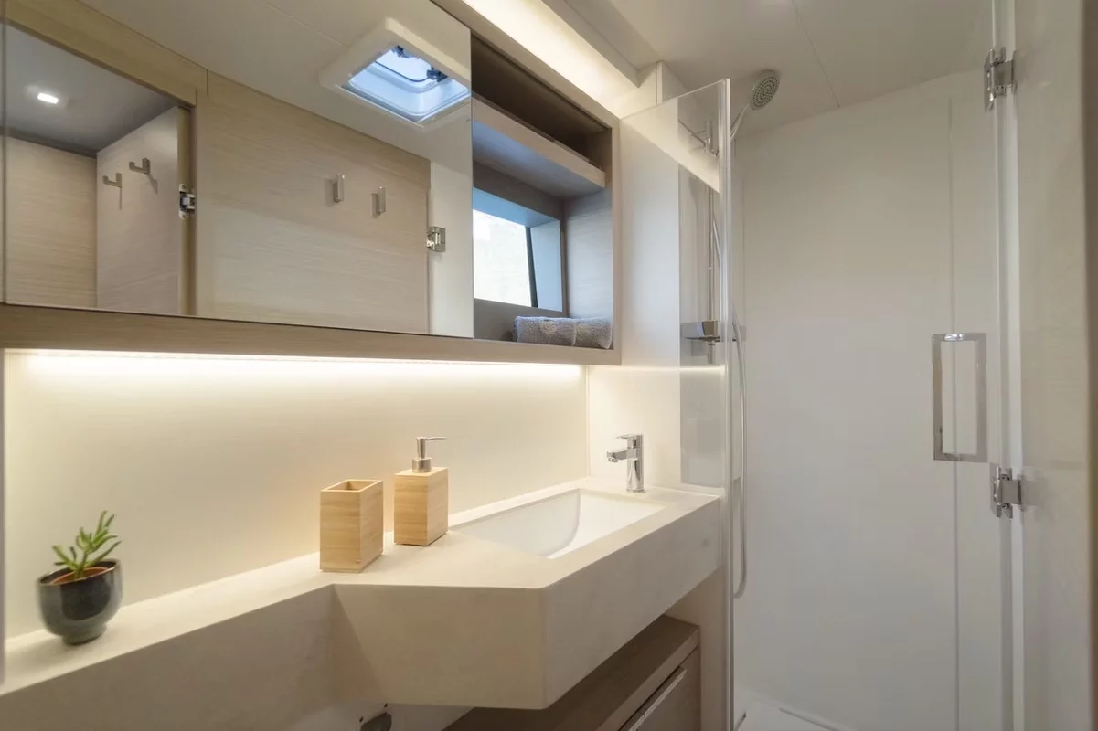 Lagoon 51 (Navya)  - 41