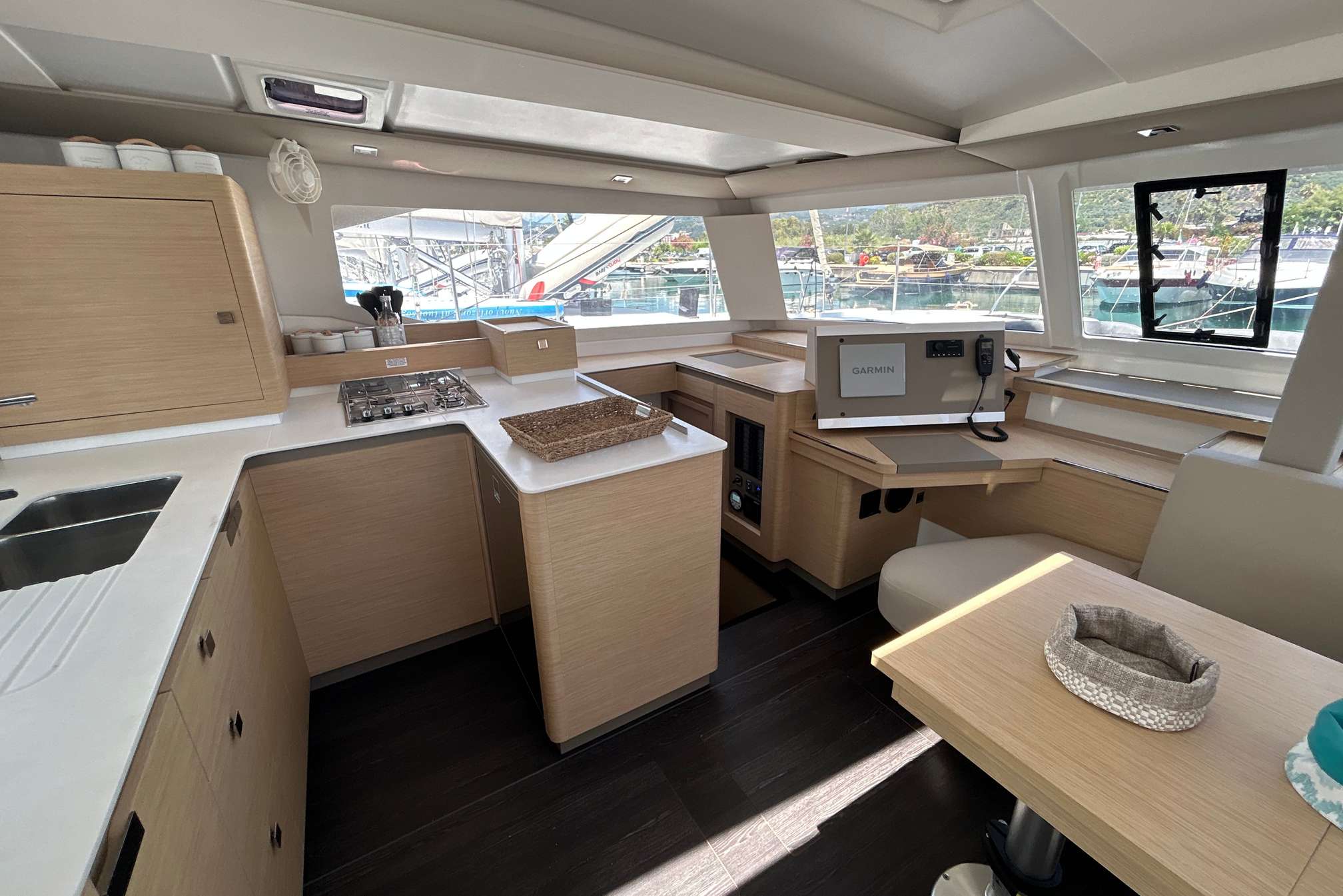 Fountaine Pajot Astrea 42 — photo 4