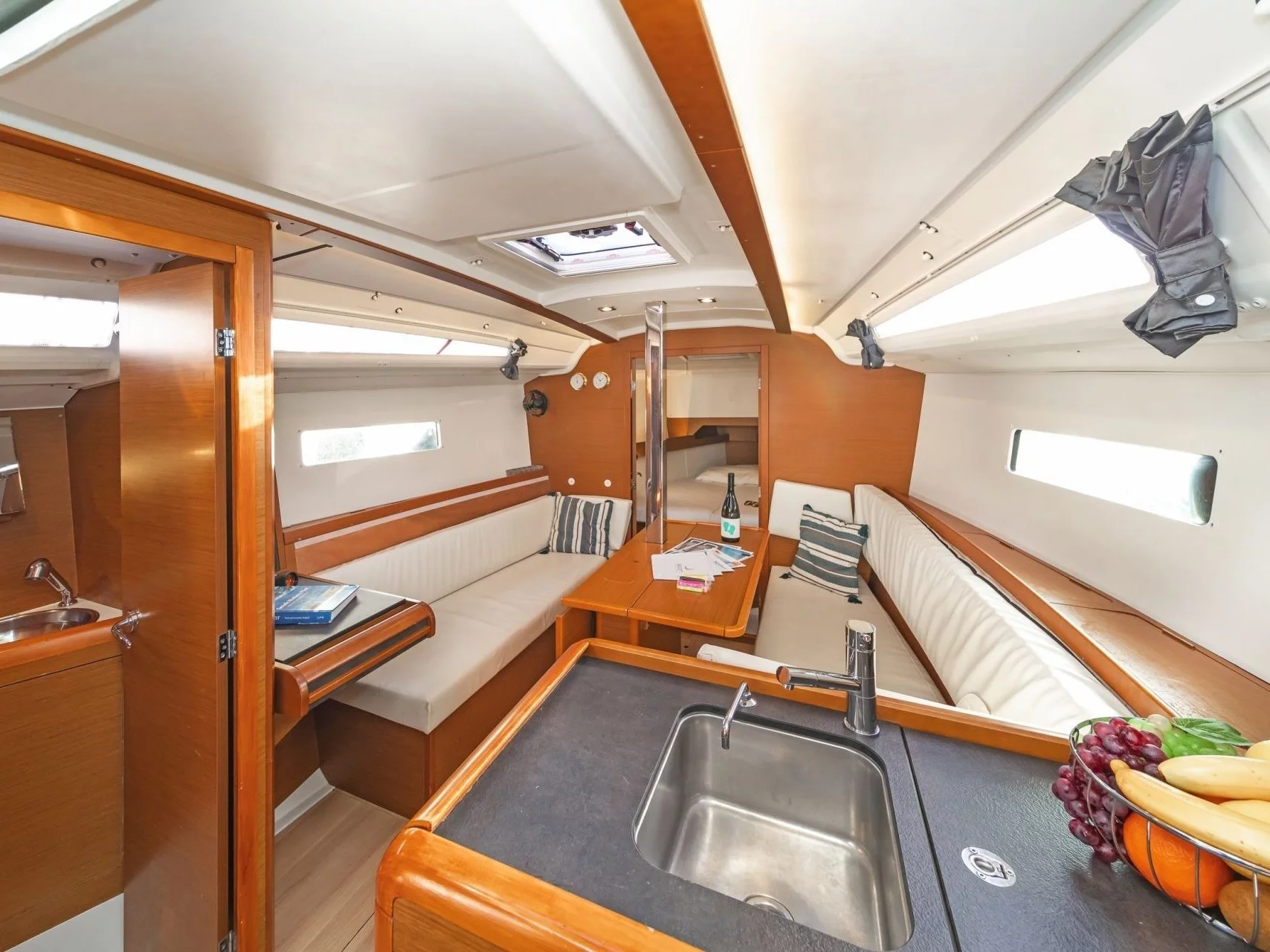 Sun Odyssey 349 (AGIOS NIKOLAOS) Interior image - 5