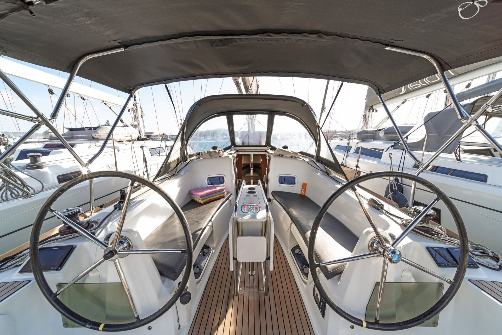 Photo #2 - Sun Odyssey 349 (AGIOS NIKOLAOS) in Skiathos - 64088