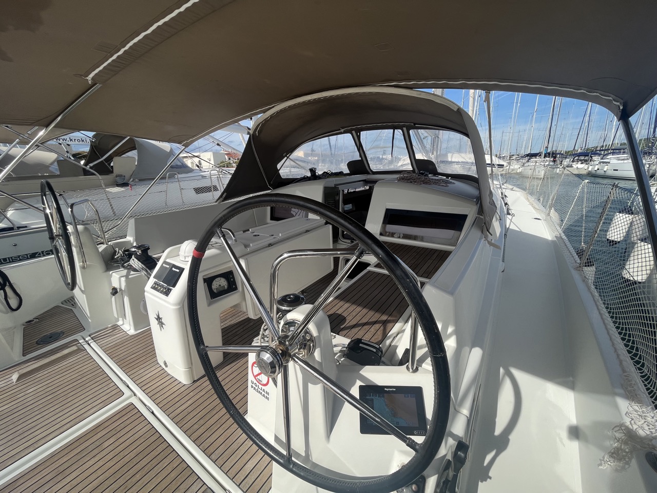 Sun Odyssey 440 — photo 18