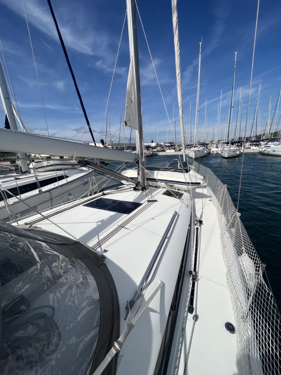 Sun Odyssey 440 — photo 9